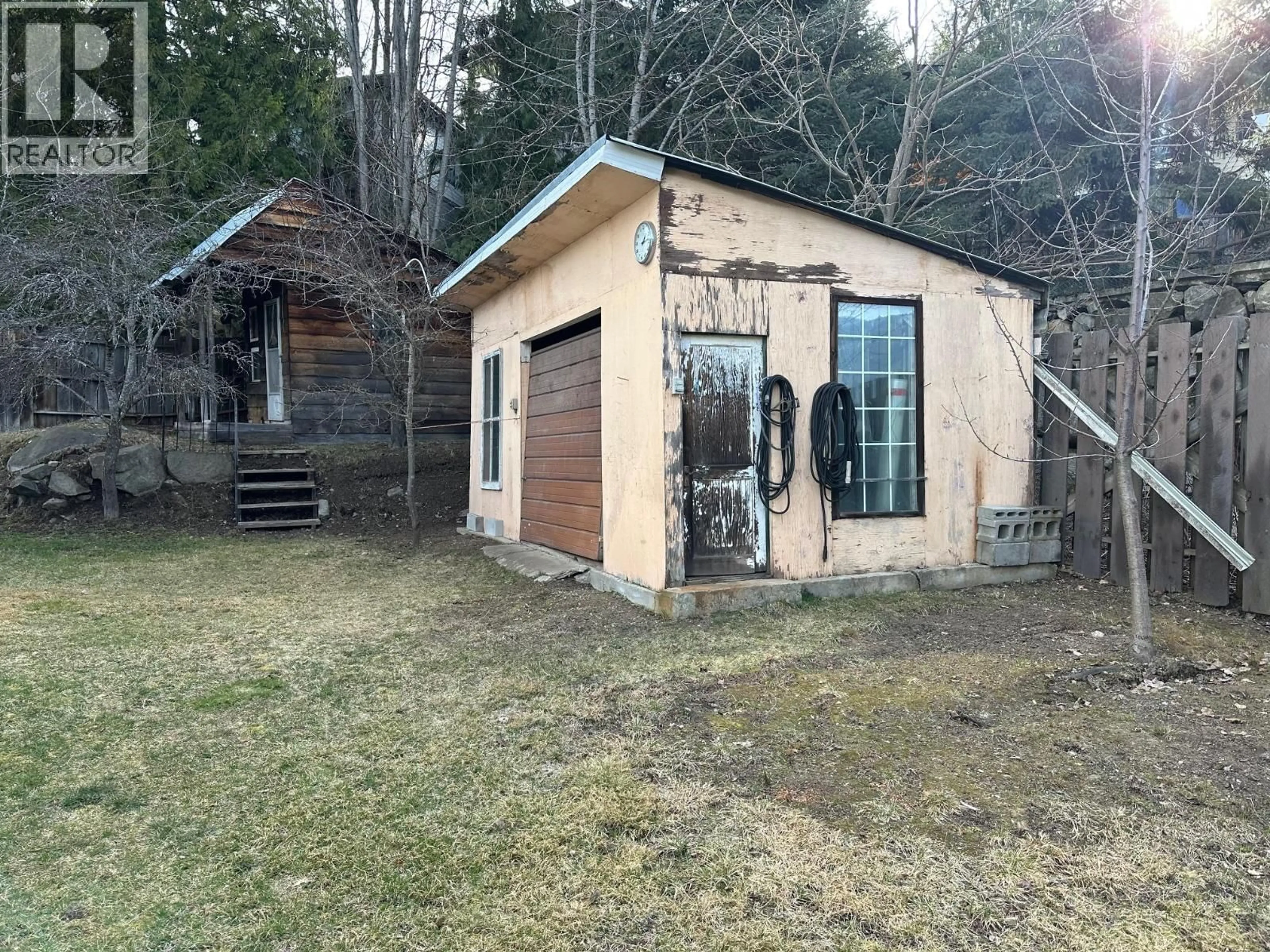 Shed for 428 BEASLEY STREET, Nelson British Columbia V1L5M7