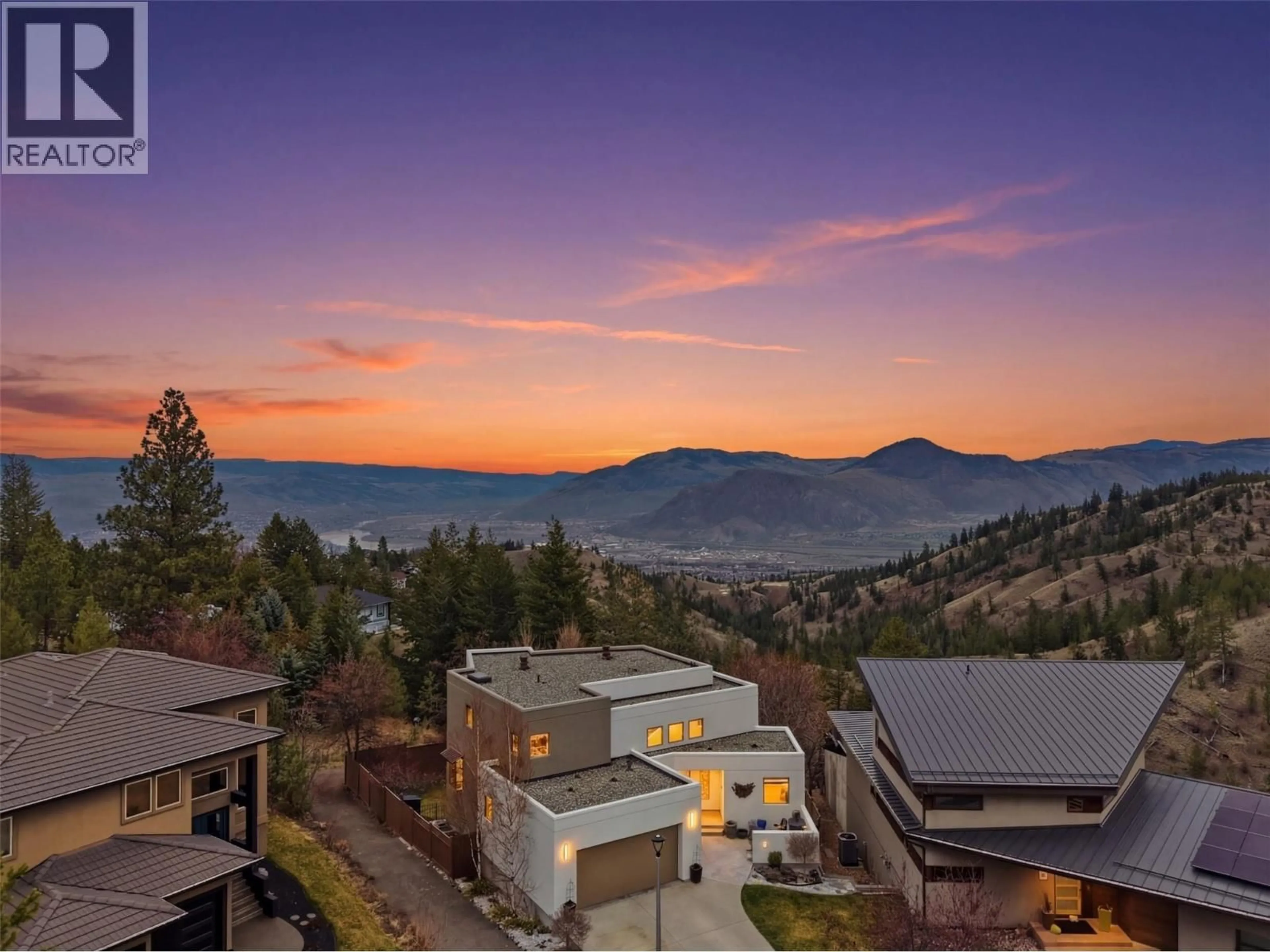 A pic from outside/outdoor area/front of a property/back of a property/a pic from drone, mountain view for 7 CHANCELLOR DRIVE, Kamloops British Columbia V2E2P1