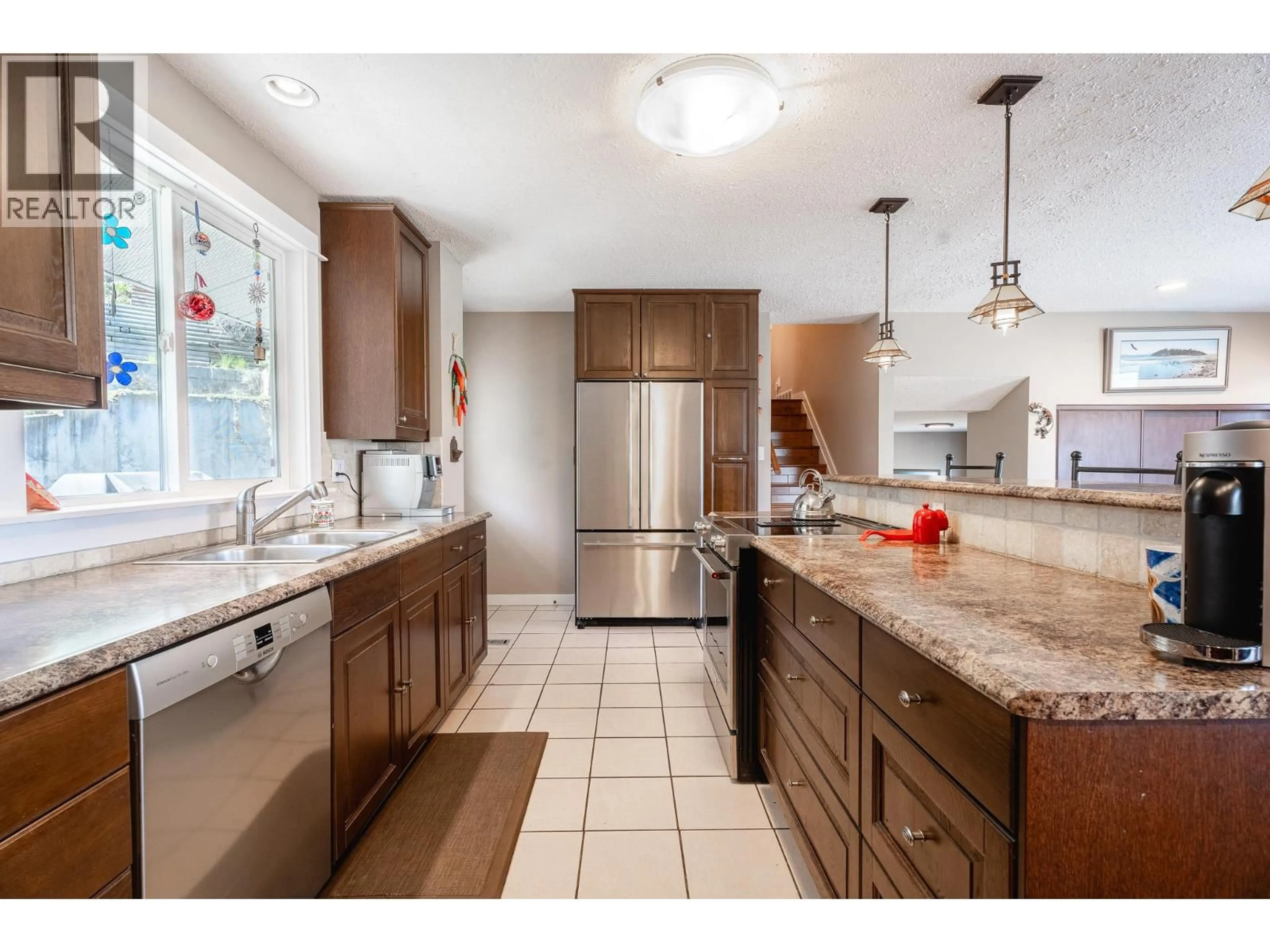 Open concept kitchen, ceramic/tile floor for 255 ST PAUL STREET WEST, Kamloops British Columbia V2C1G2