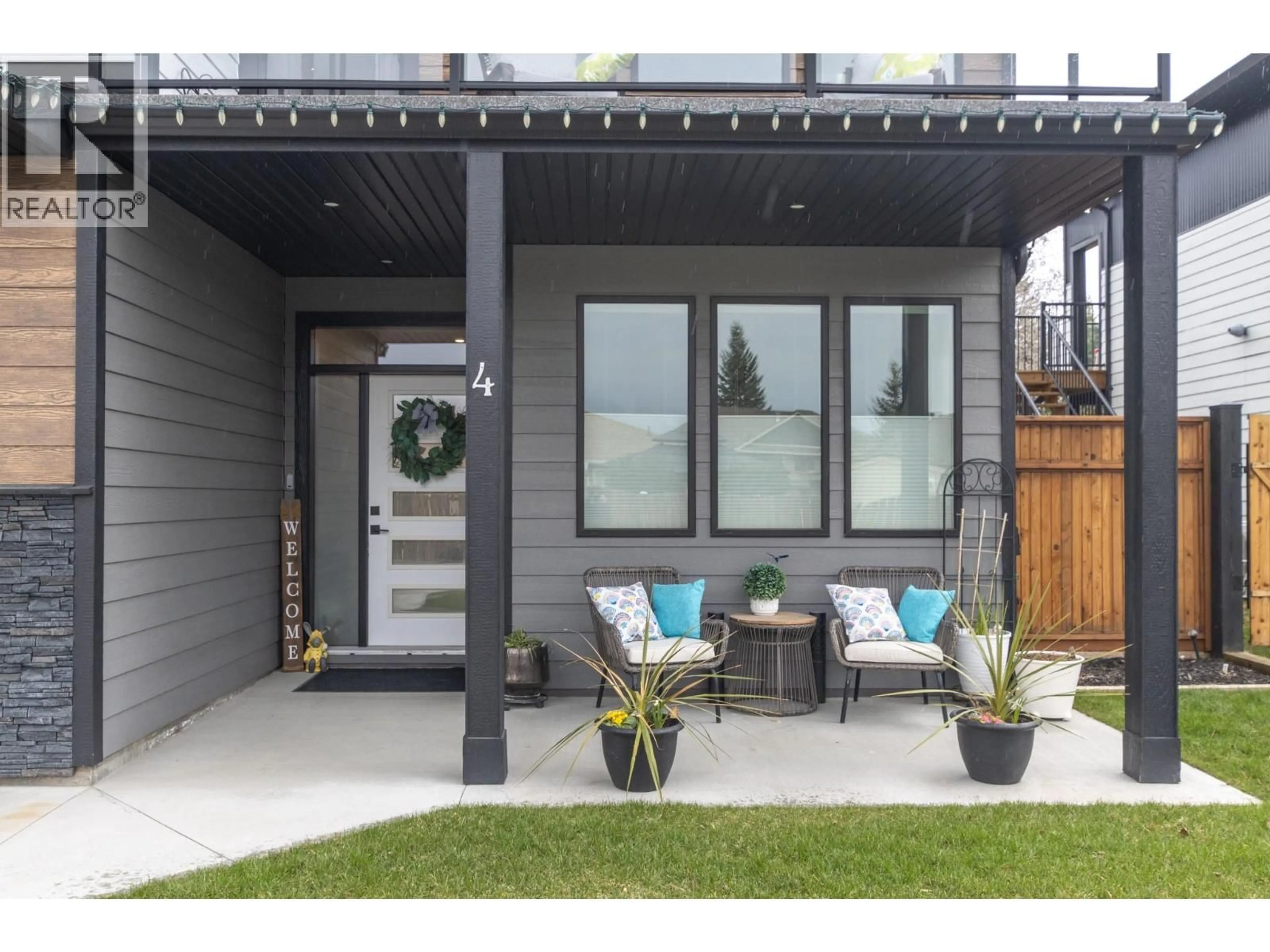 Patio, street for 4 - 1441 20 AVENUE SOUTHEAST, Salmon Arm British Columbia V1E2M9