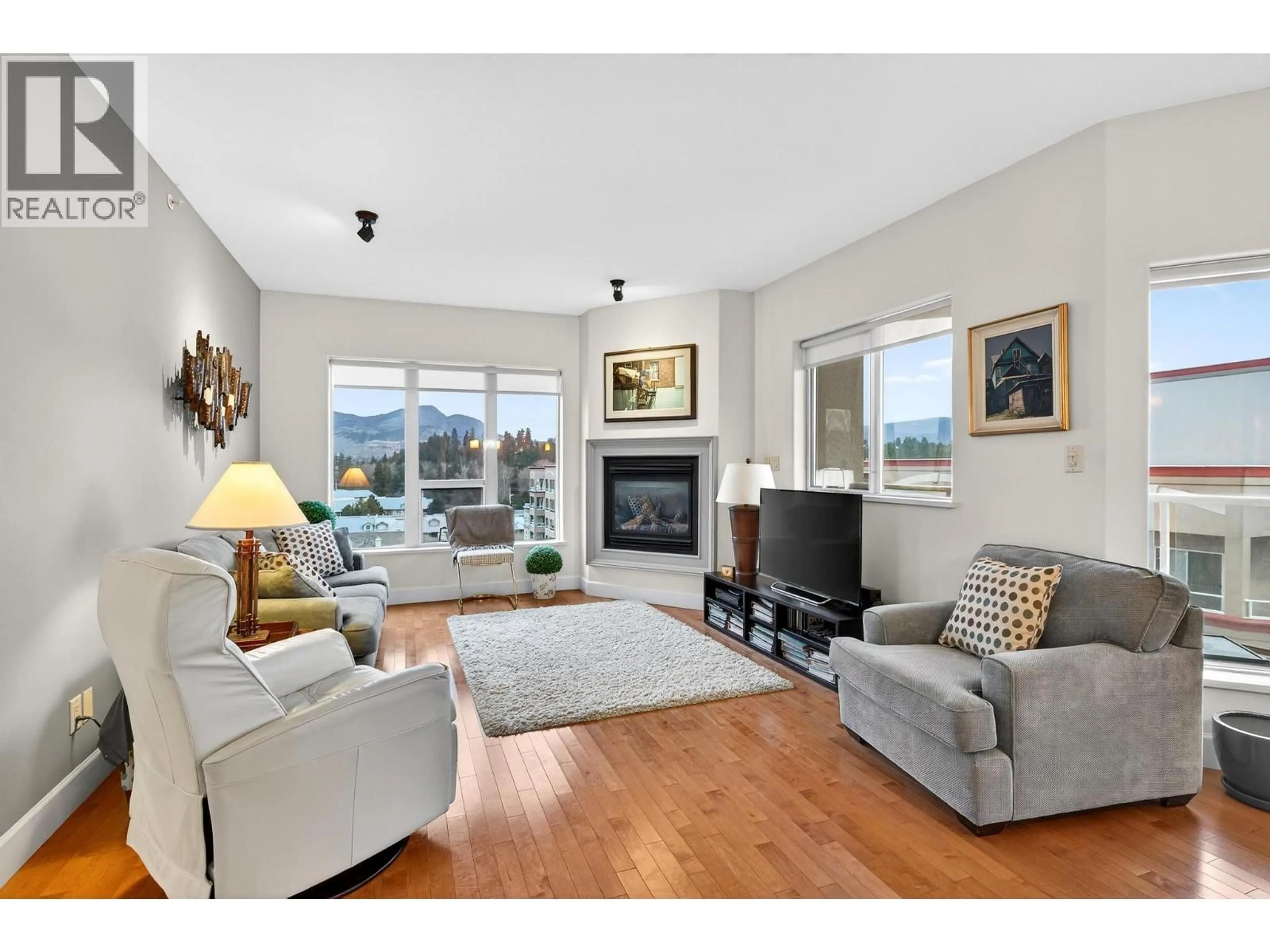Living room with furniture, unknown for 1003 - 1947 UNDERHILL STREET, Kelowna British Columbia V1X7Z5