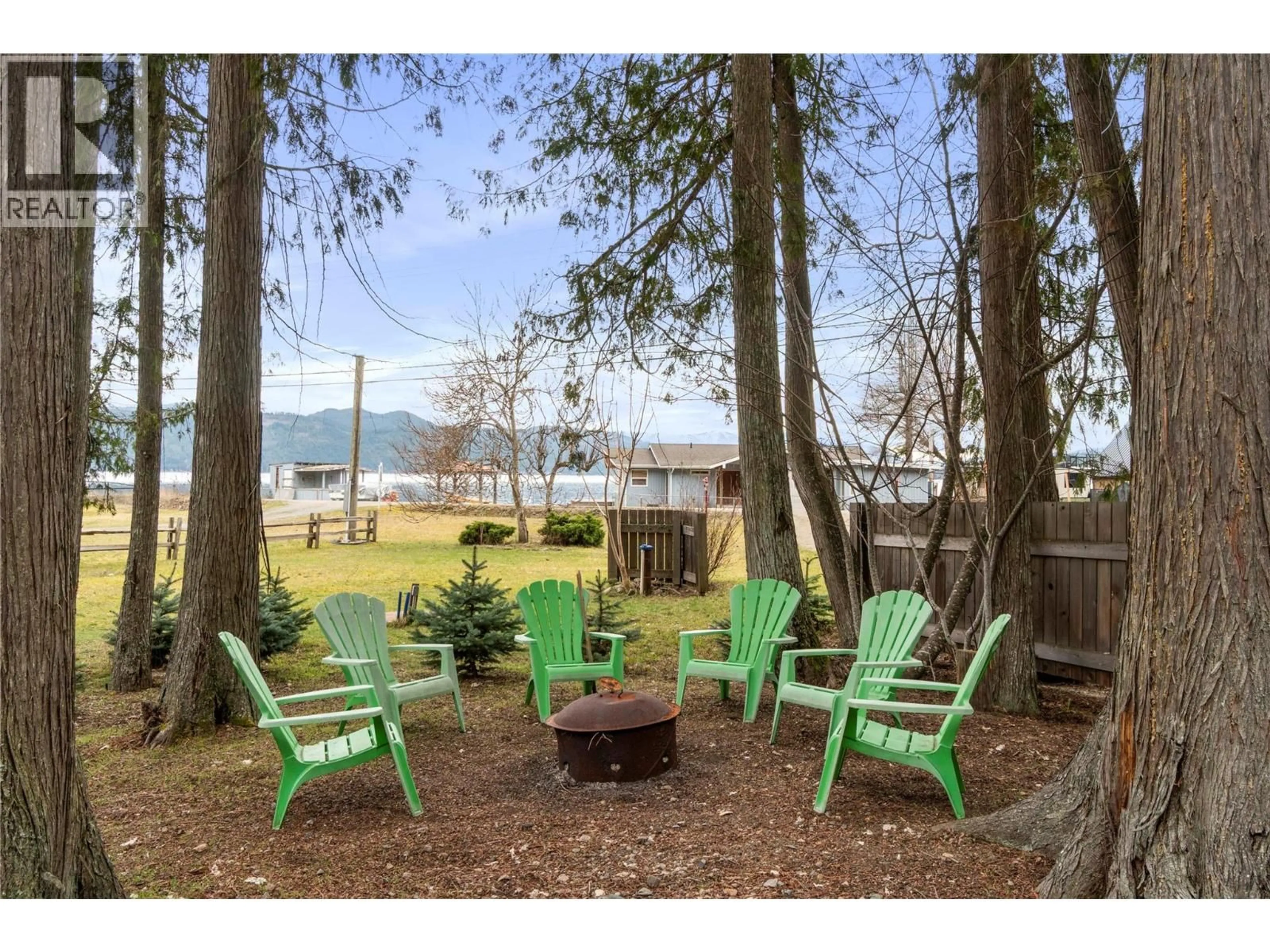 Patio, water/lake/river/ocean view for 6807 SQUILAX - ANGLEMONT ROAD, Magna Bay British Columbia V0E1M7