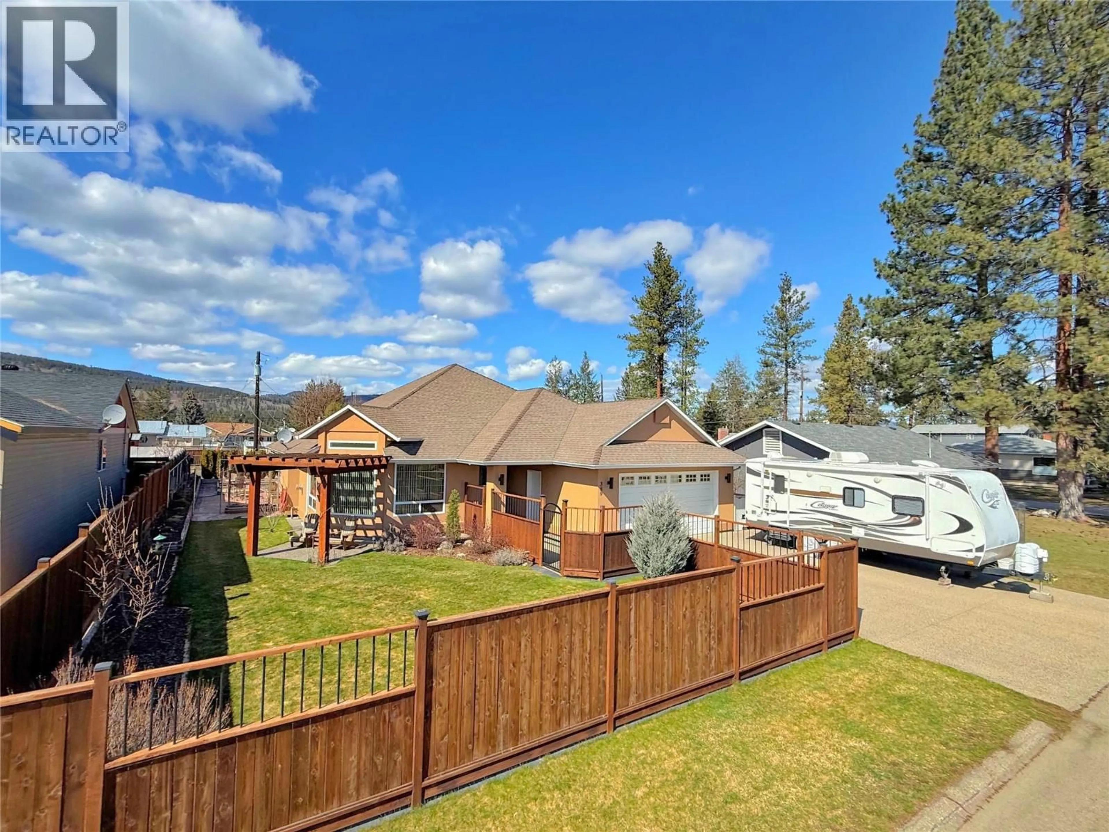 A pic from outside/outdoor area/front of a property/back of a property/a pic from drone, mountain view for 389 BILLITER AVENUE, Princeton British Columbia V0X1W0