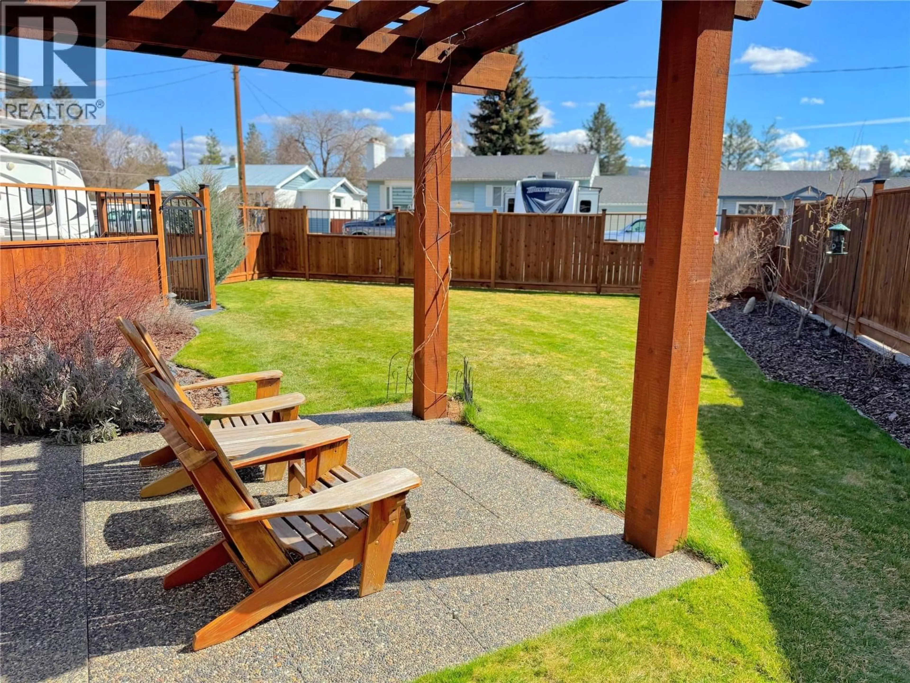 Patio, unknown for 389 BILLITER AVENUE, Princeton British Columbia V0X1W0