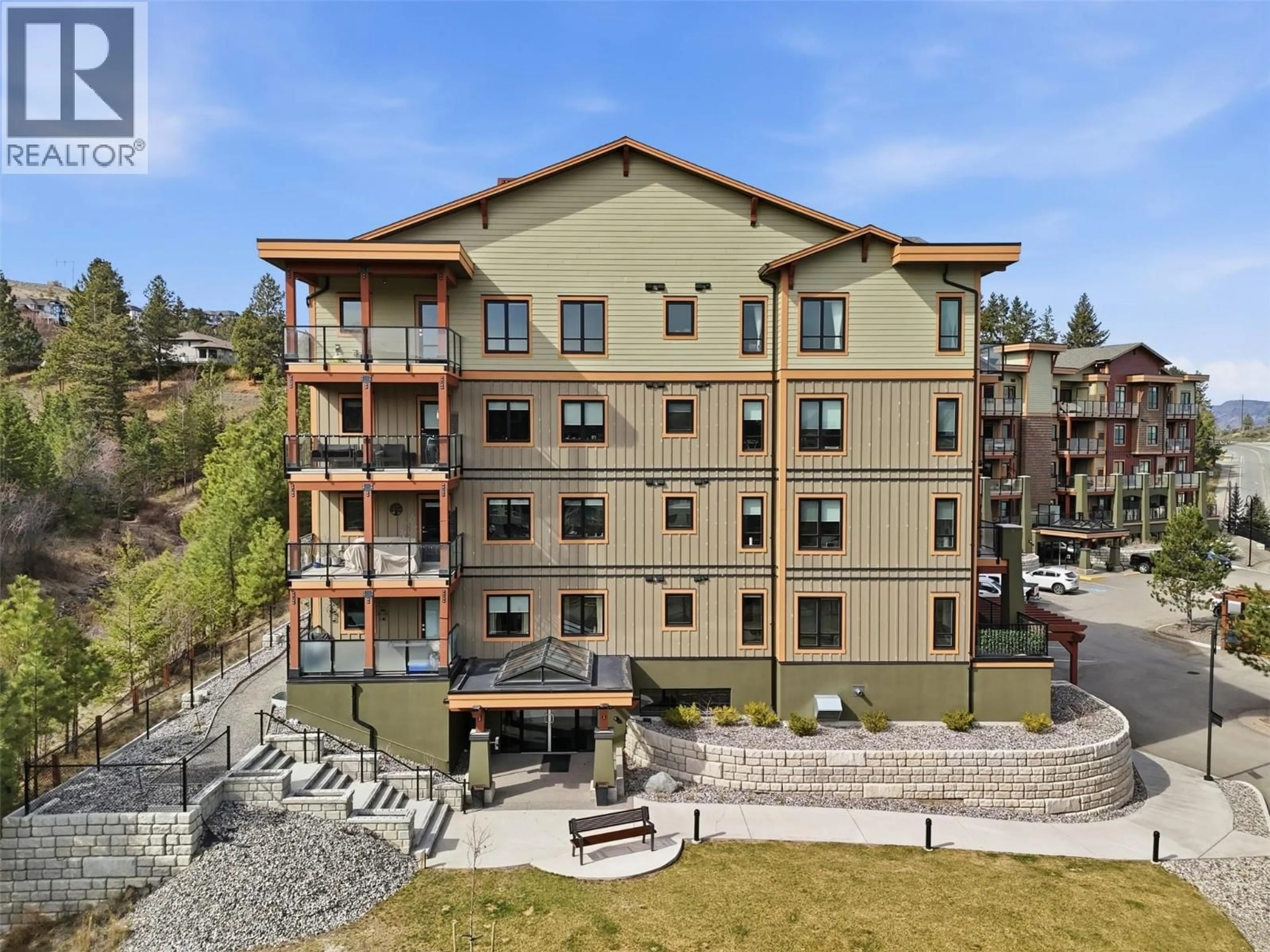 A pic from outside/outdoor area/front of a property/back of a property/a pic from drone, building for 2103 - 1405 SPRINGHILL DRIVE, Kamloops British Columbia V2C0B4