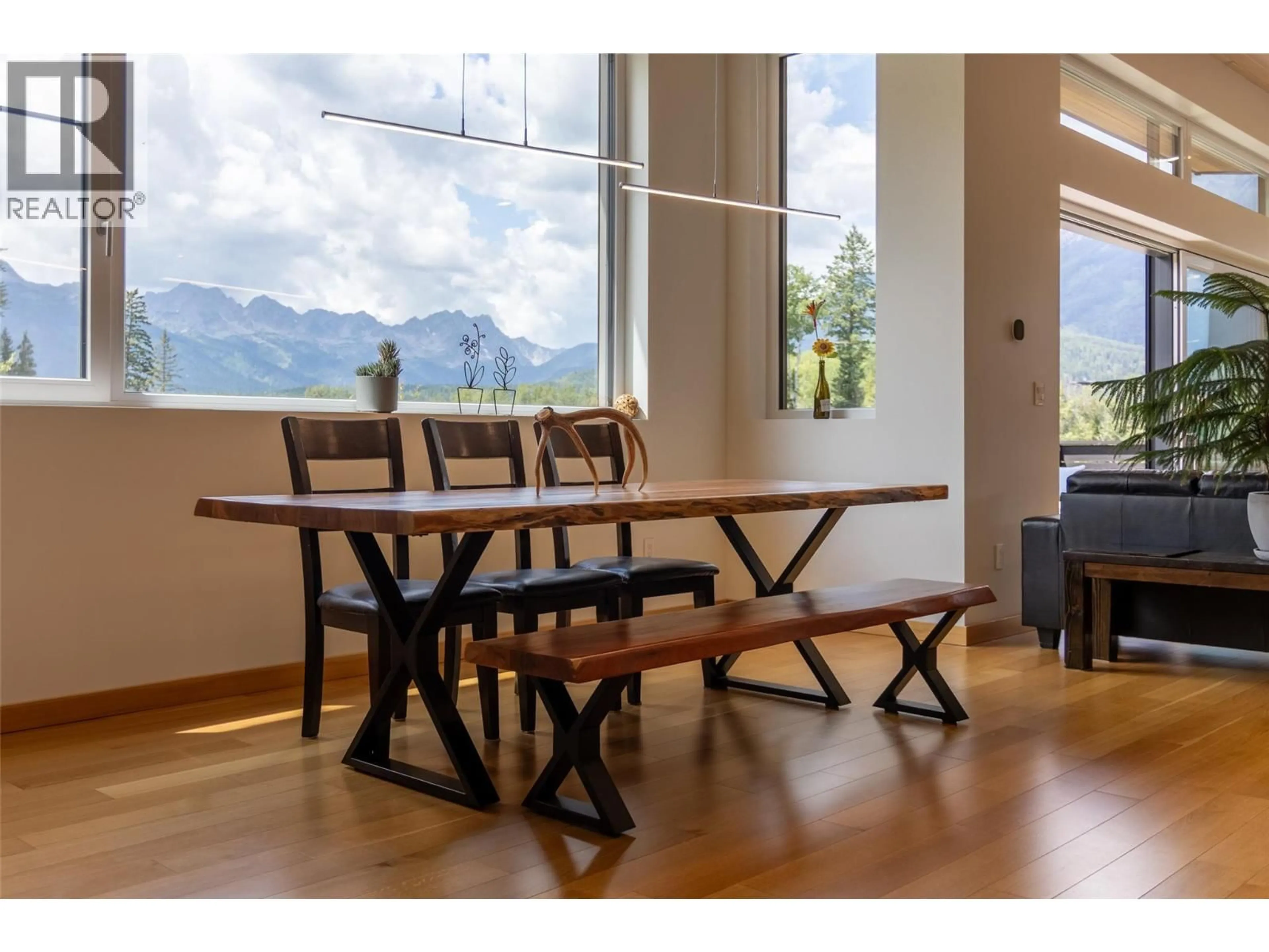 Dining room, wood/laminate floor for 2 PIEDMONT DRIVE, Fernie British Columbia V0B1M4