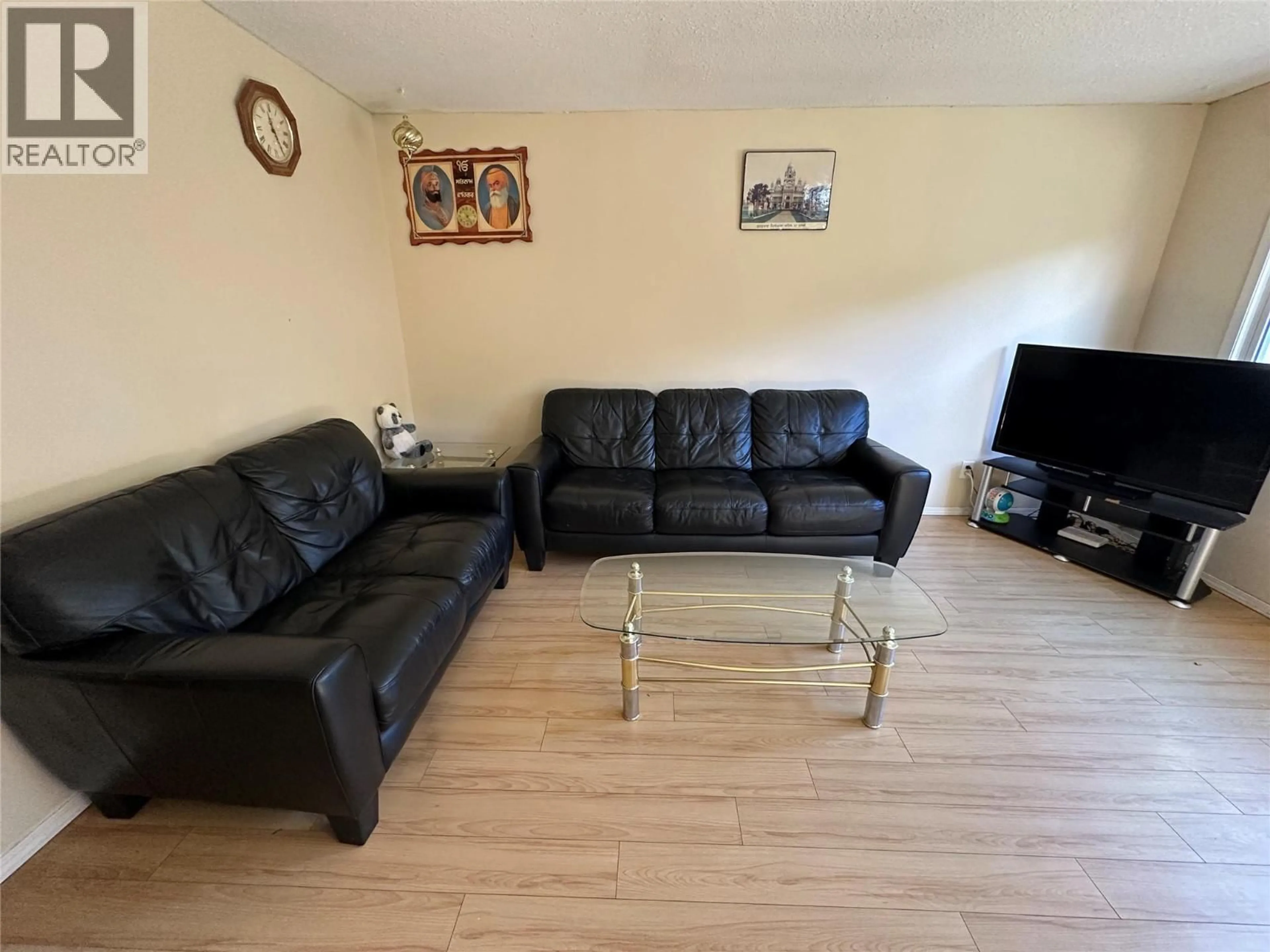Living room with furniture, unknown for 11 - 6370 PARK DRIVE, Oliver British Columbia V0H1T3