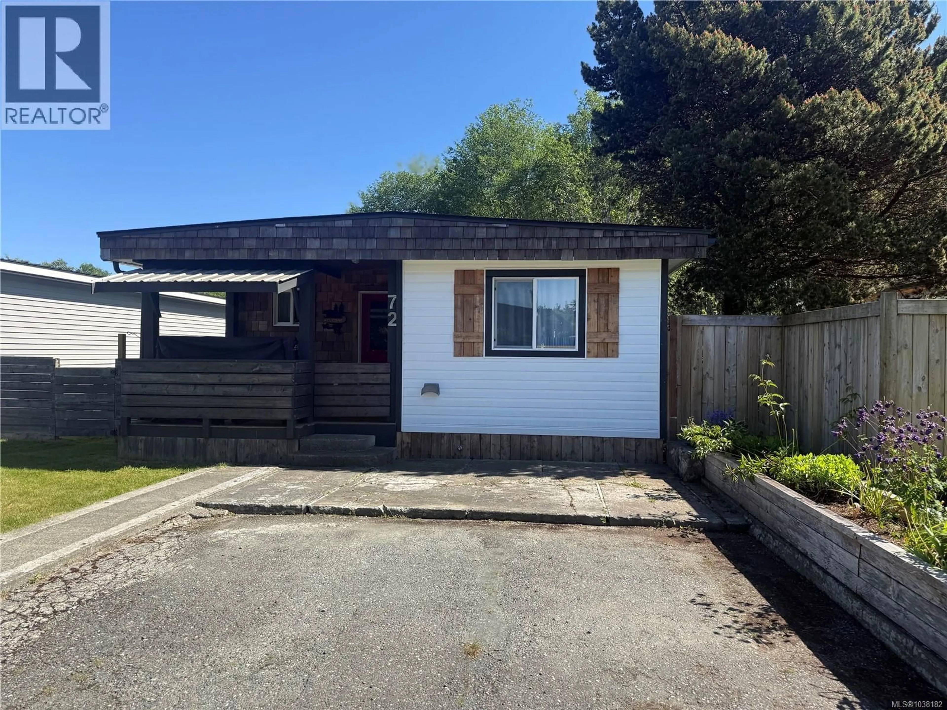 A pic from outside/outdoor area/front of a property/back of a property/a pic from drone, street for 72 - 7100 HIGHVIEW ROAD, Port Hardy British Columbia V0N2P0