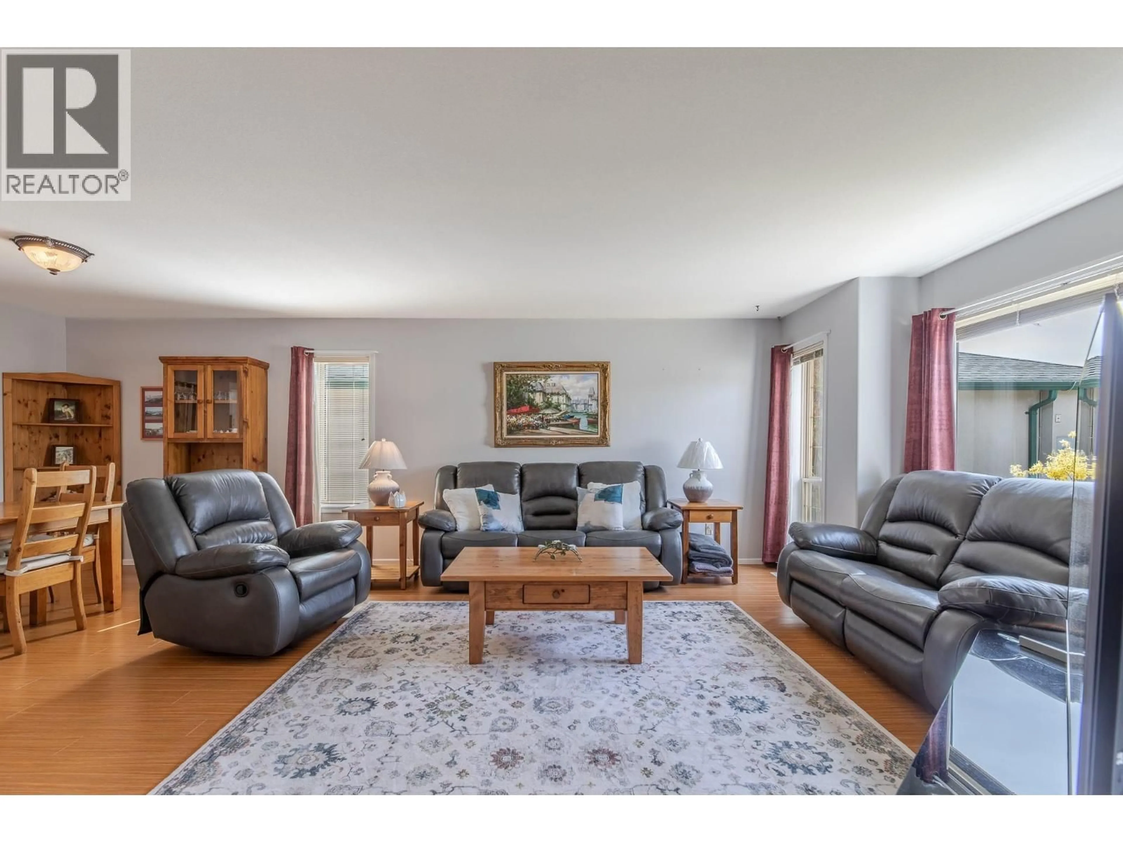 Living room with furniture, unknown for 450 - 2330 BUTT ROAD, West Kelowna British Columbia V4T2L3