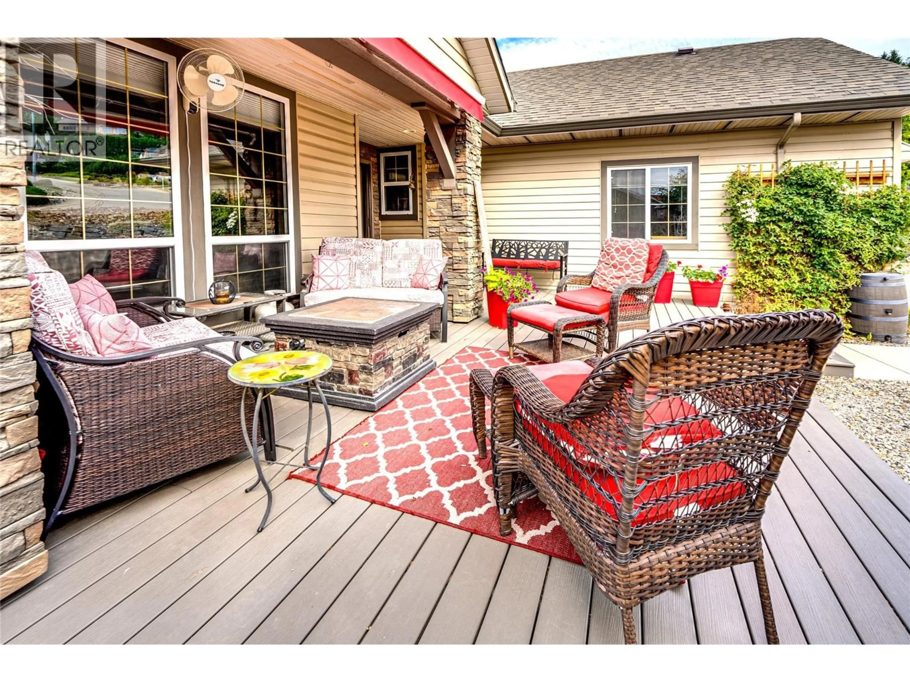 Patio, street for 11503 WYATT COURT, Coldstream British Columbia V1B2Y7