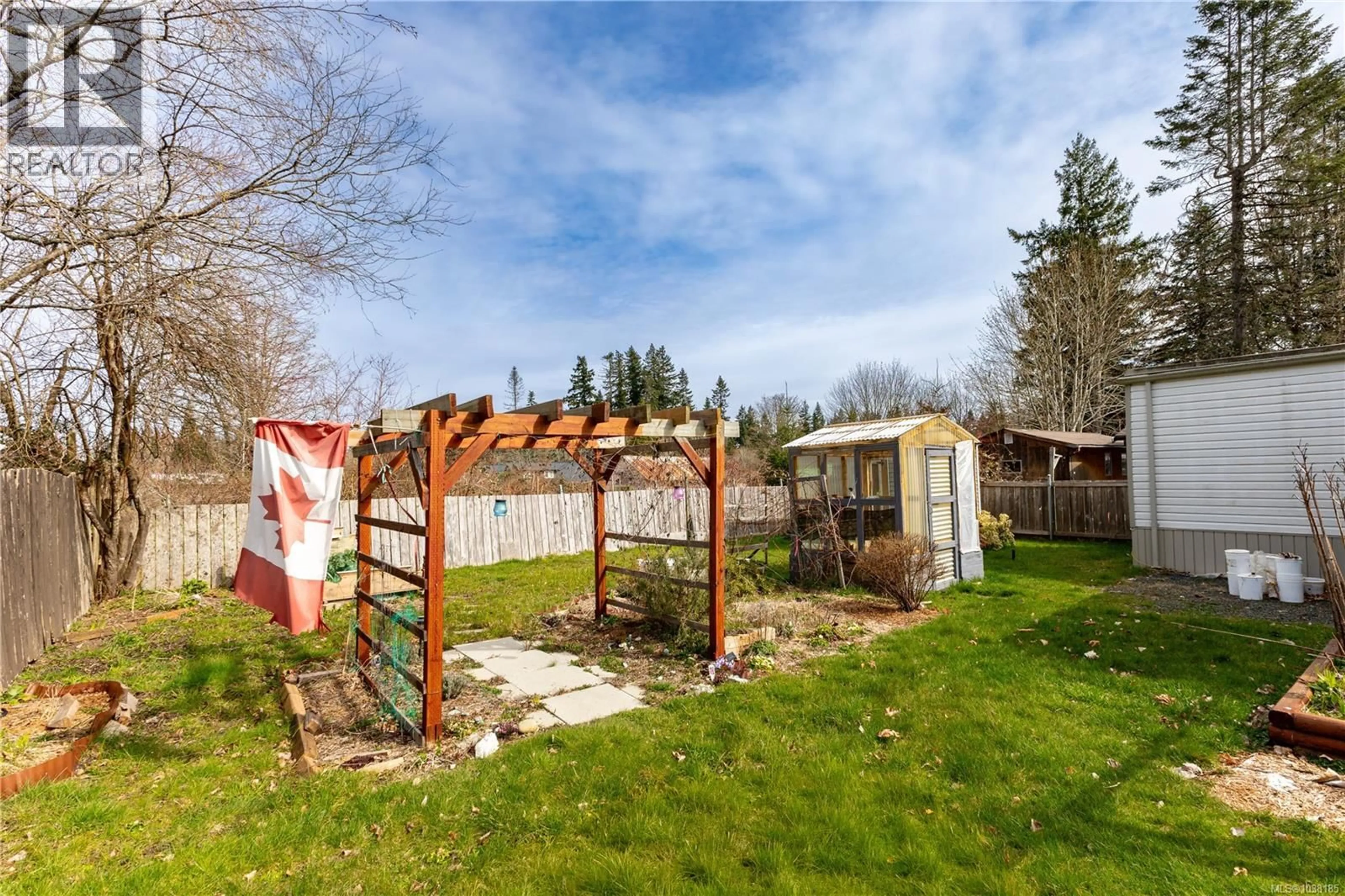Patio, unknown for 11 - 1630 CROATION ROAD, Campbell River British Columbia V9W3T5