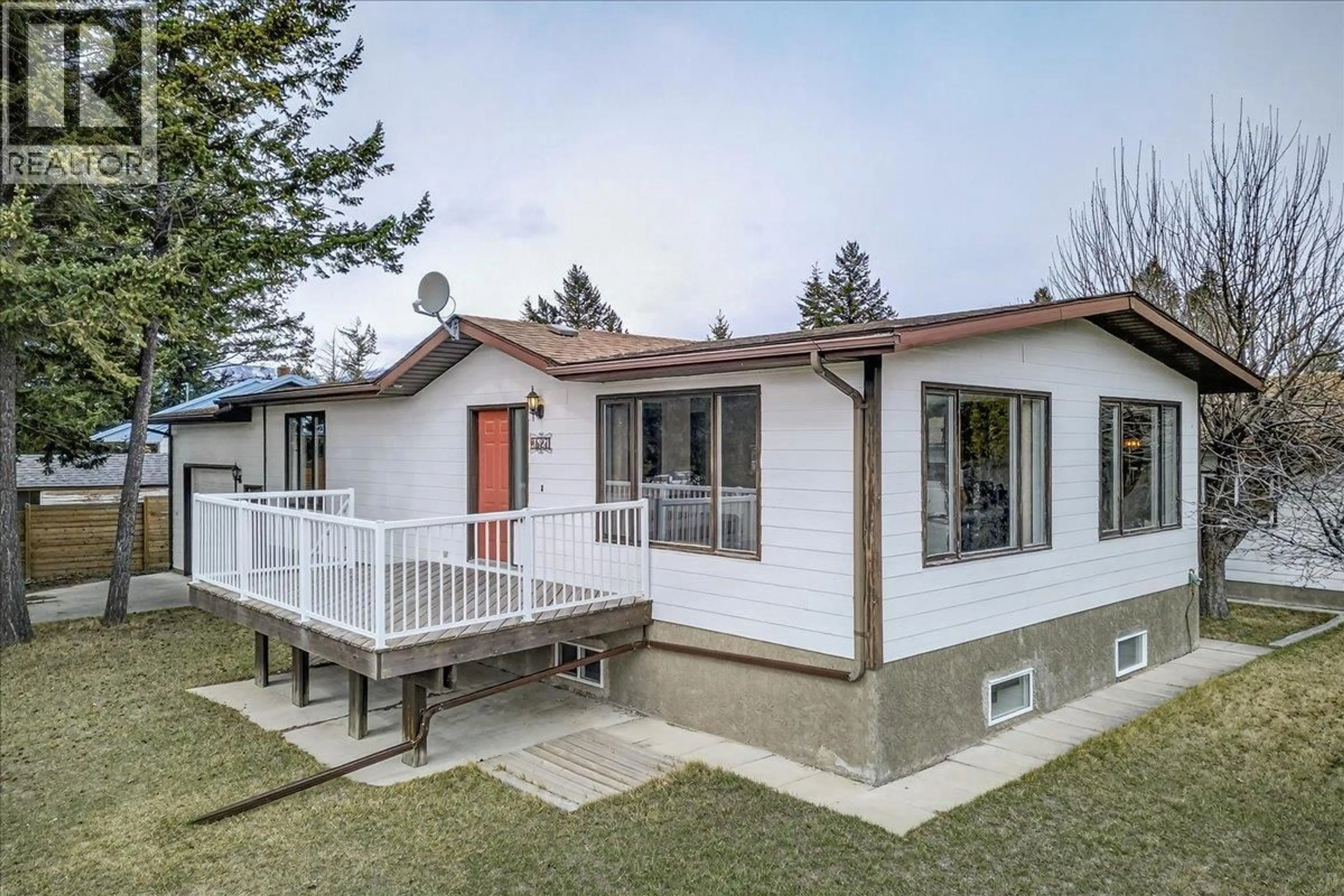 Home with vinyl exterior material, street for 1827 BENNINGER ROAD, Windermere British Columbia V0B2L2