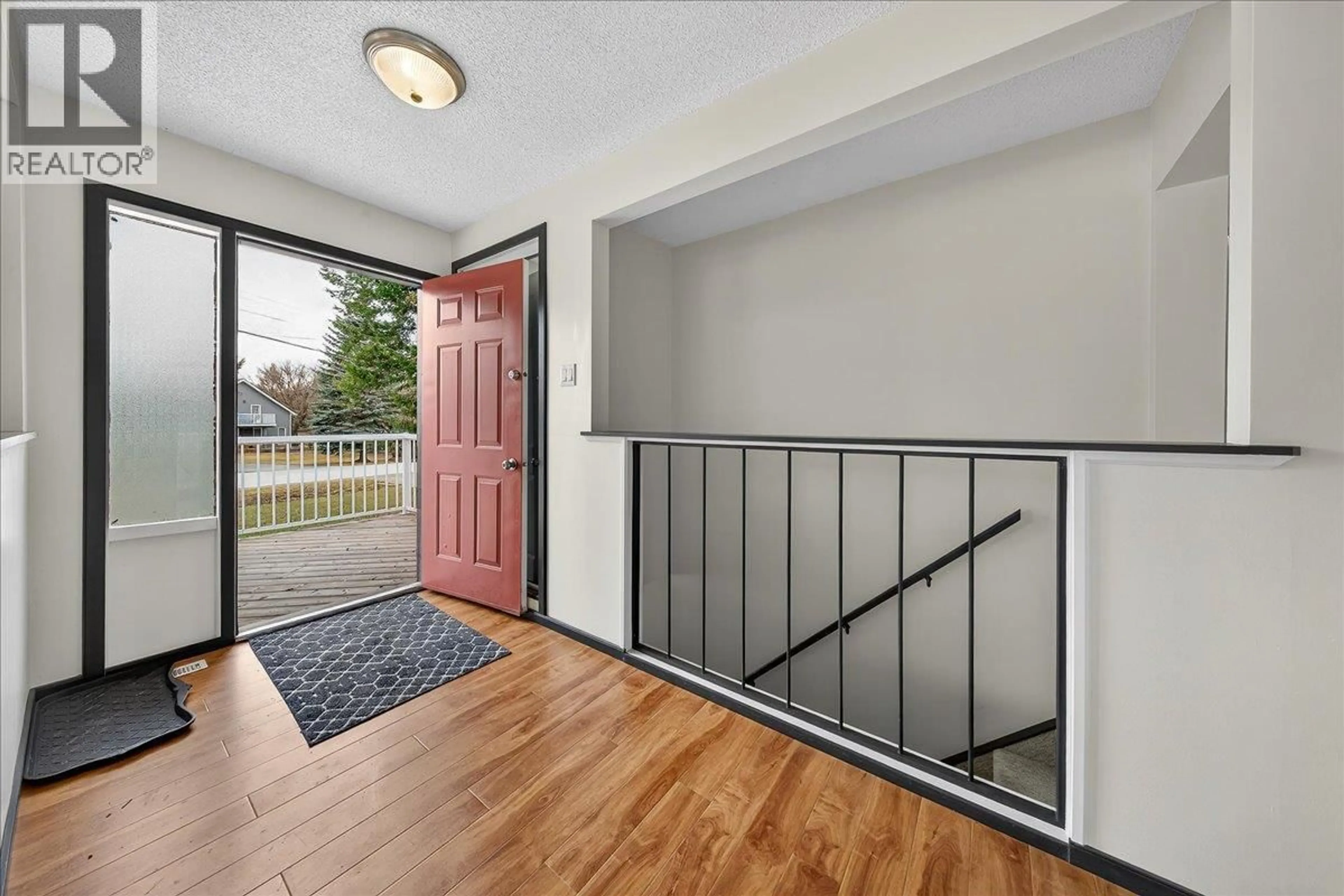 Indoor entryway for 1827 BENNINGER ROAD, Windermere British Columbia V0B2L2