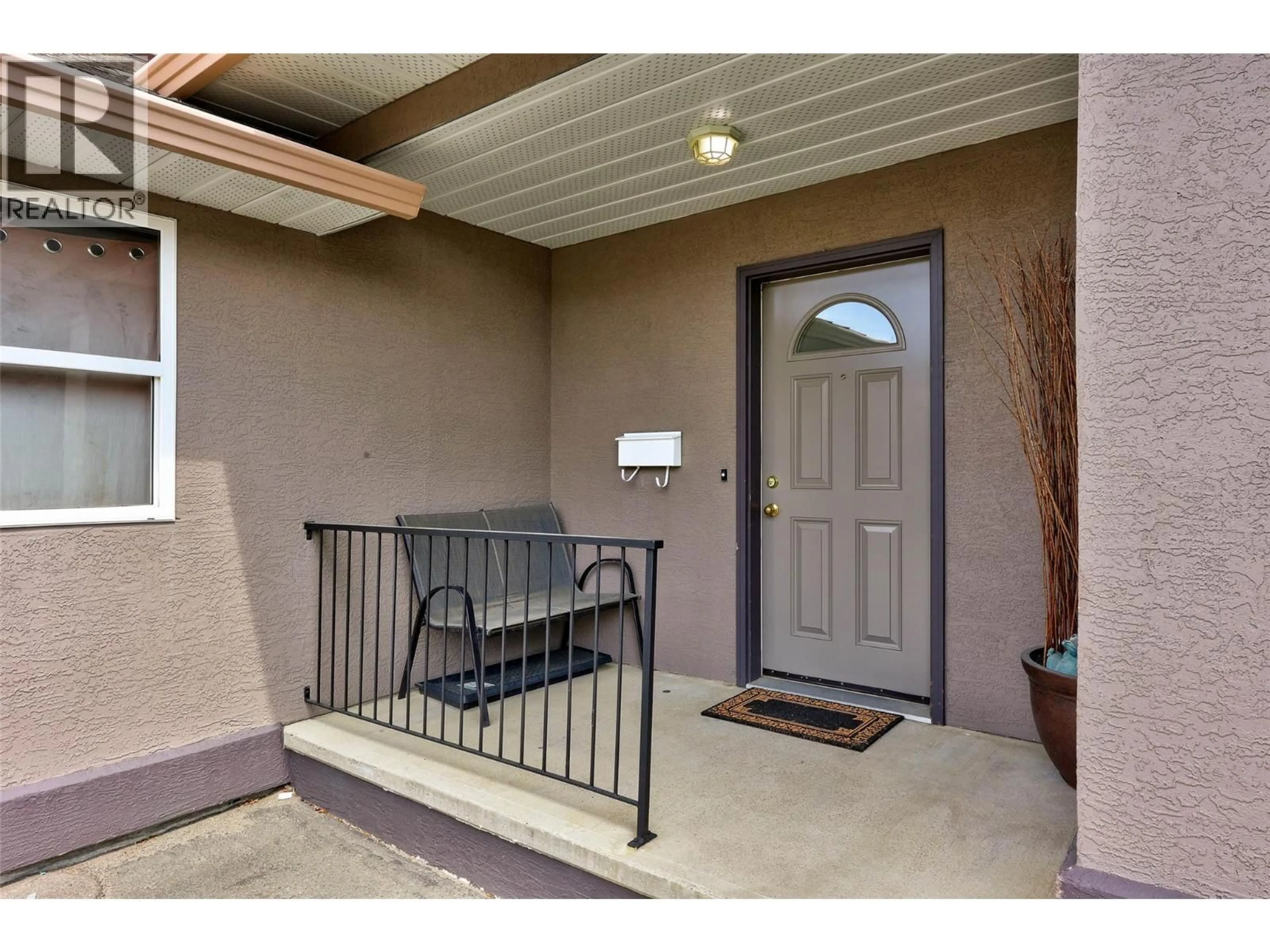 Unknown for 27 - 1750 MCKINLEY COURT, Kamloops British Columbia V2E2N5