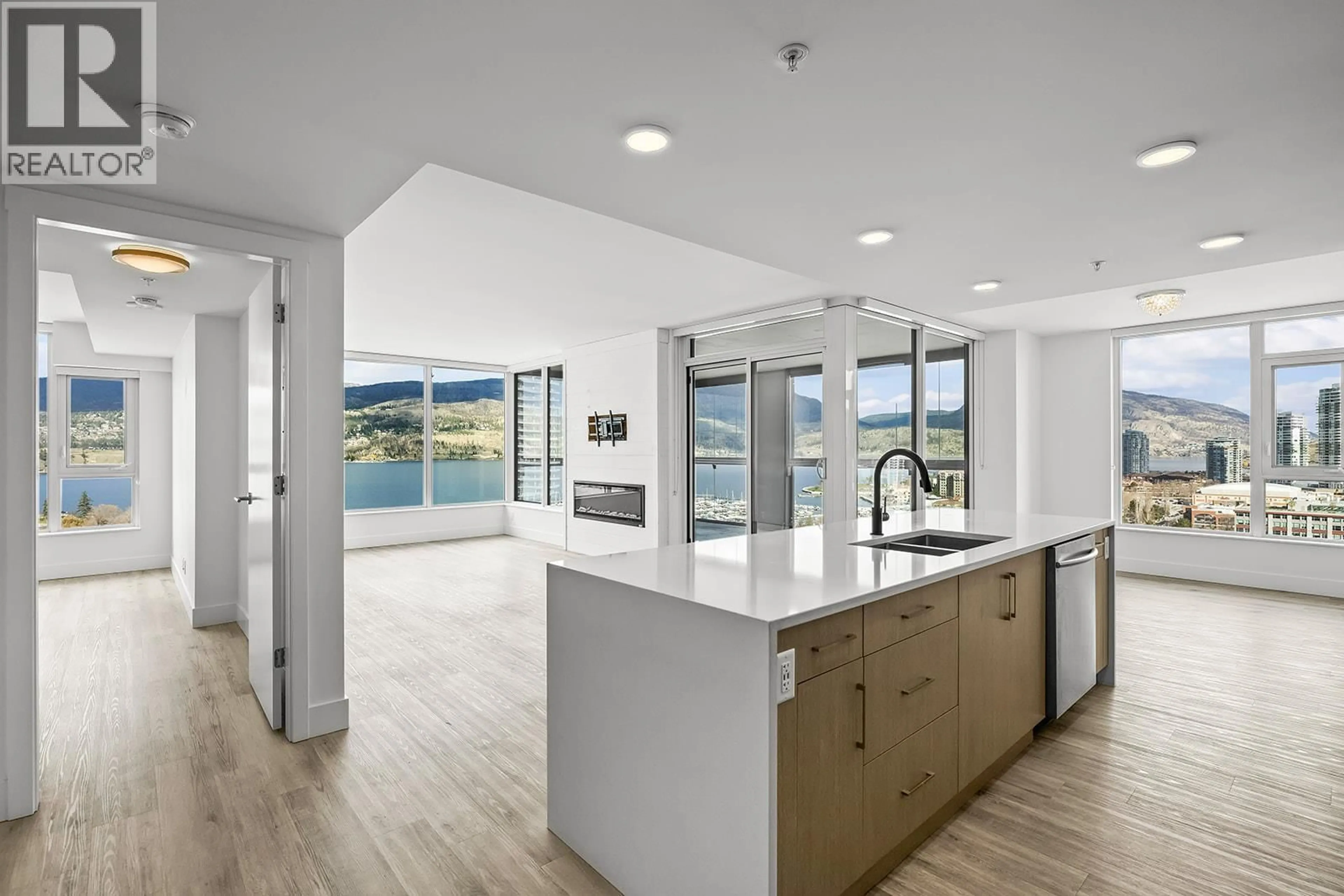 Open concept kitchen, unknown for 1909 - 1588 ELLIS STREET, Kelowna British Columbia V1Y8L1