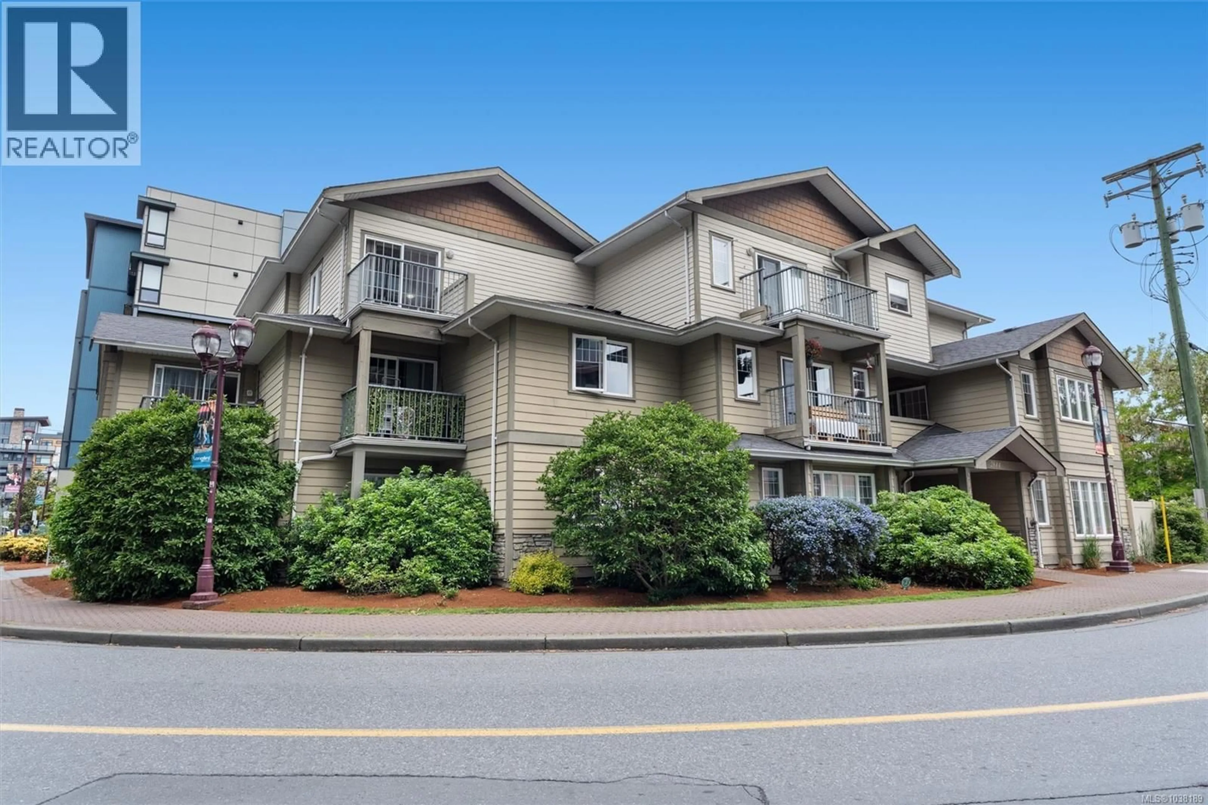 Patio, unknown for 301 - 2844 BRYN MAUR ROAD, Langford British Columbia V9B3T4