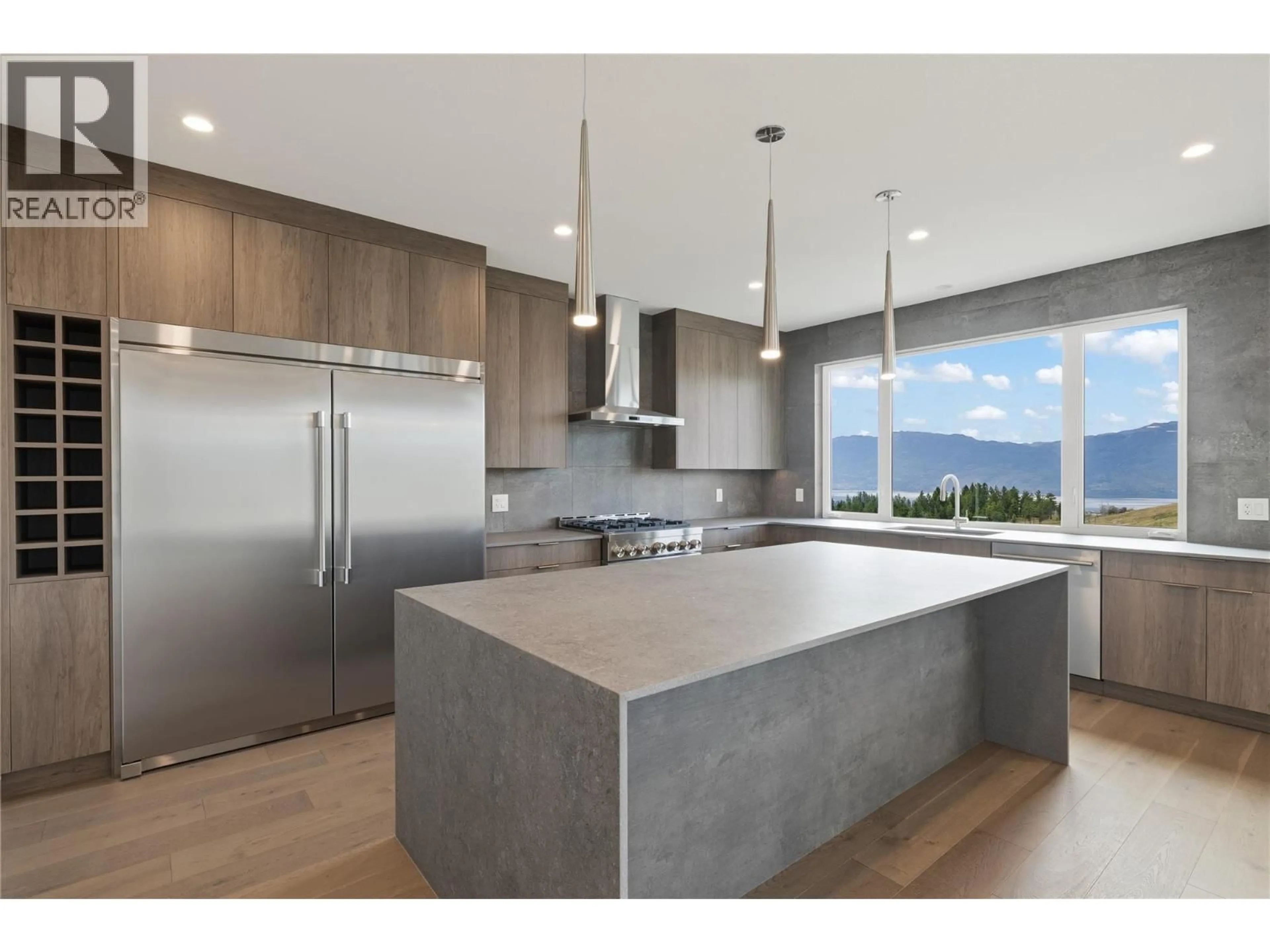 Open concept kitchen, unknown for 2527 PINNACLE RIDGE DRIVE, West Kelowna British Columbia V4T0G4