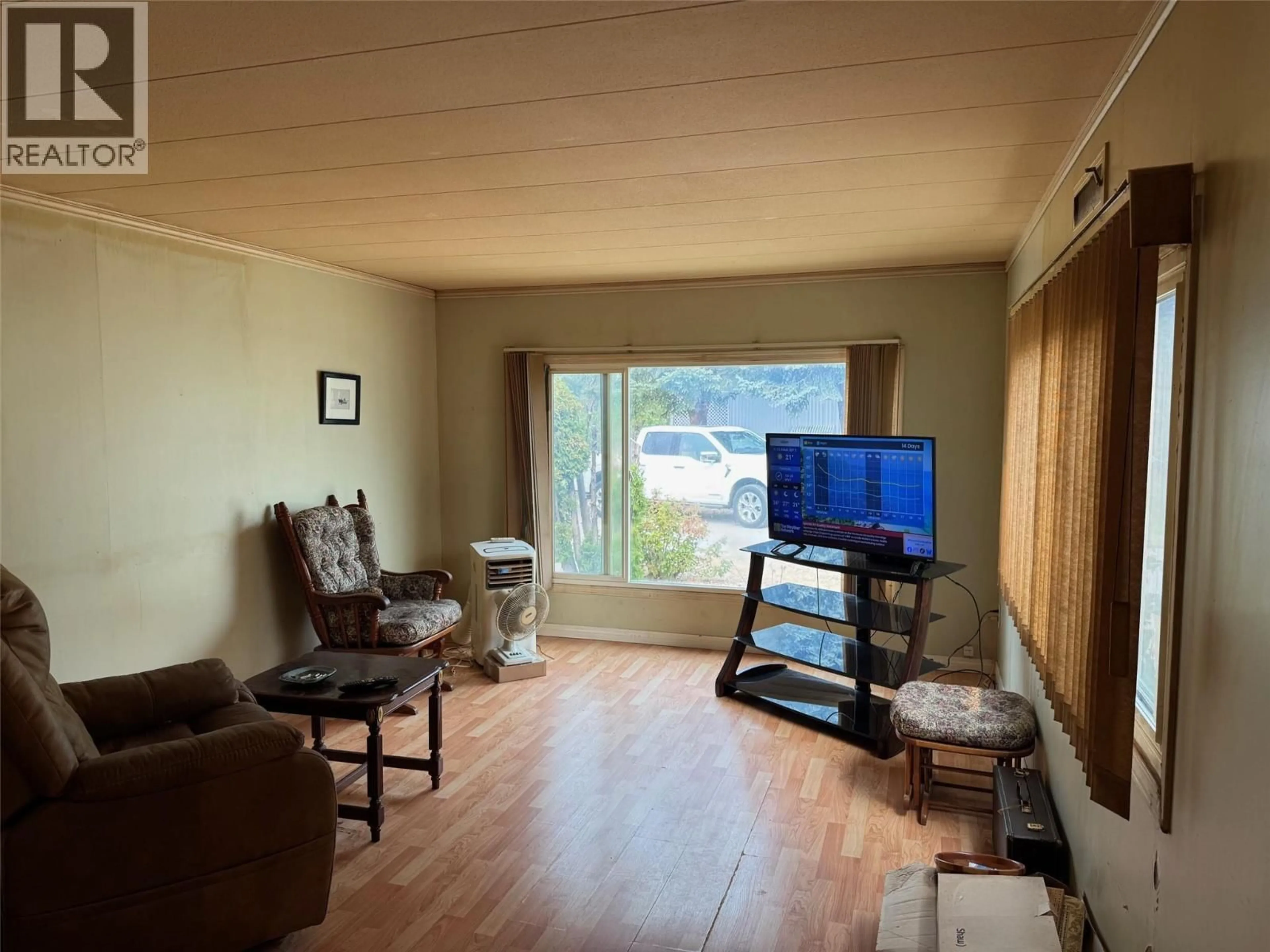 A pic of a room for 5 - 146 WILLOW COURT, Oliver British Columbia V0H1T2