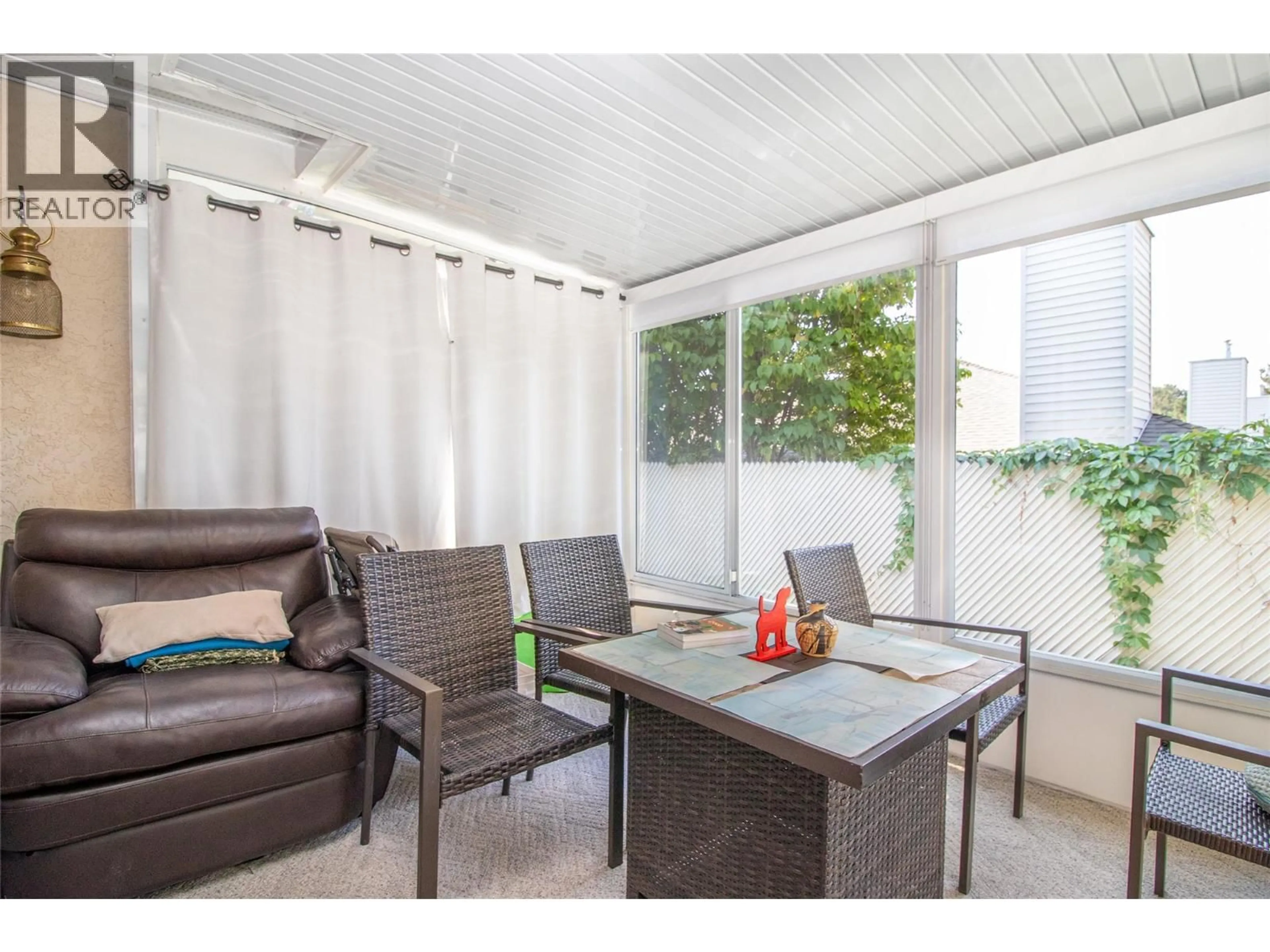 Patio, street for 25 - 1874 PARKVIEW CRESCENT, Kelowna British Columbia V1X7G6