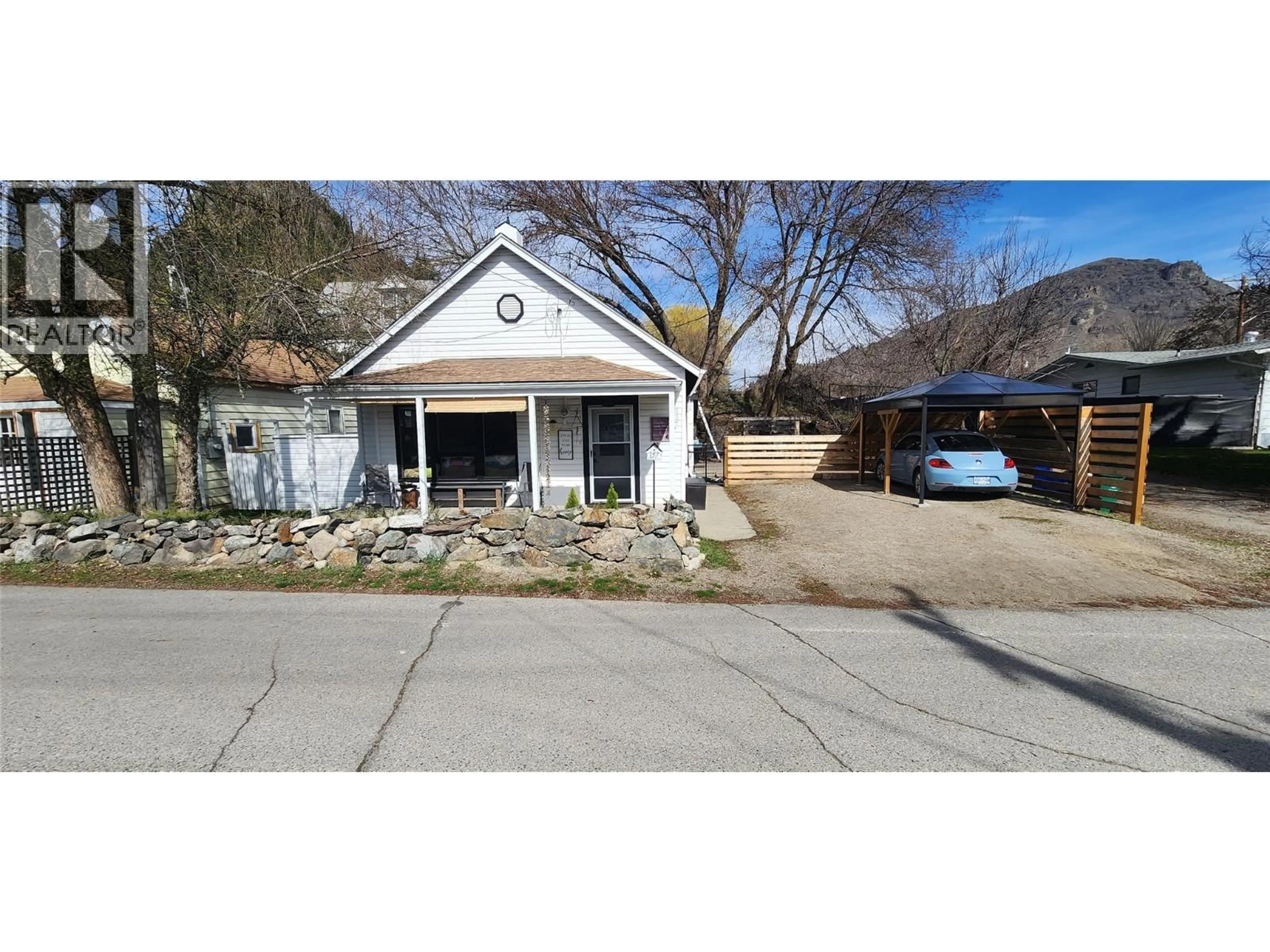 A pic from outside/outdoor area/front of a property/back of a property/a pic from drone, street for 157 75TH AVENUE, Grand Forks British Columbia V0H1H0