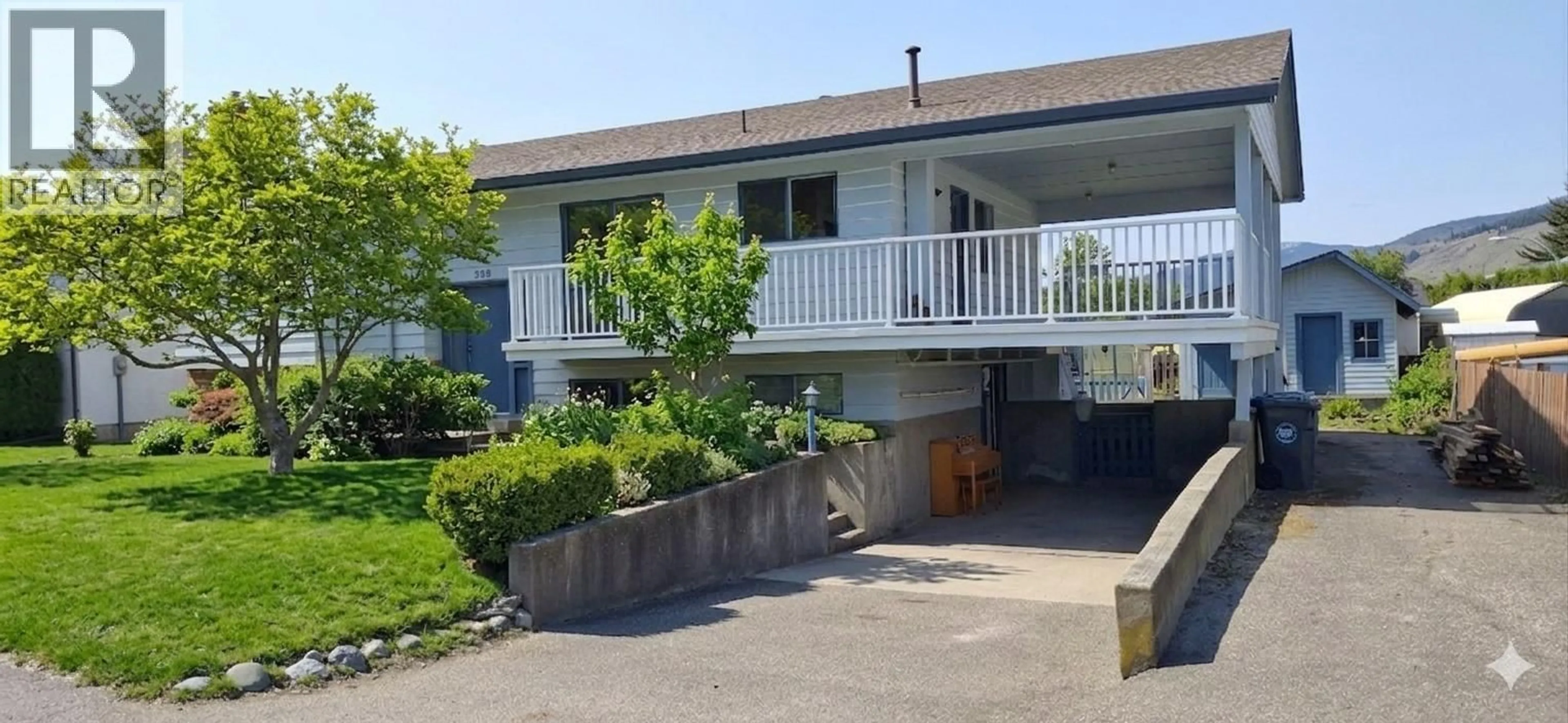 Patio, street for 338 BEACH DRIVE, Chase British Columbia V0E1M0