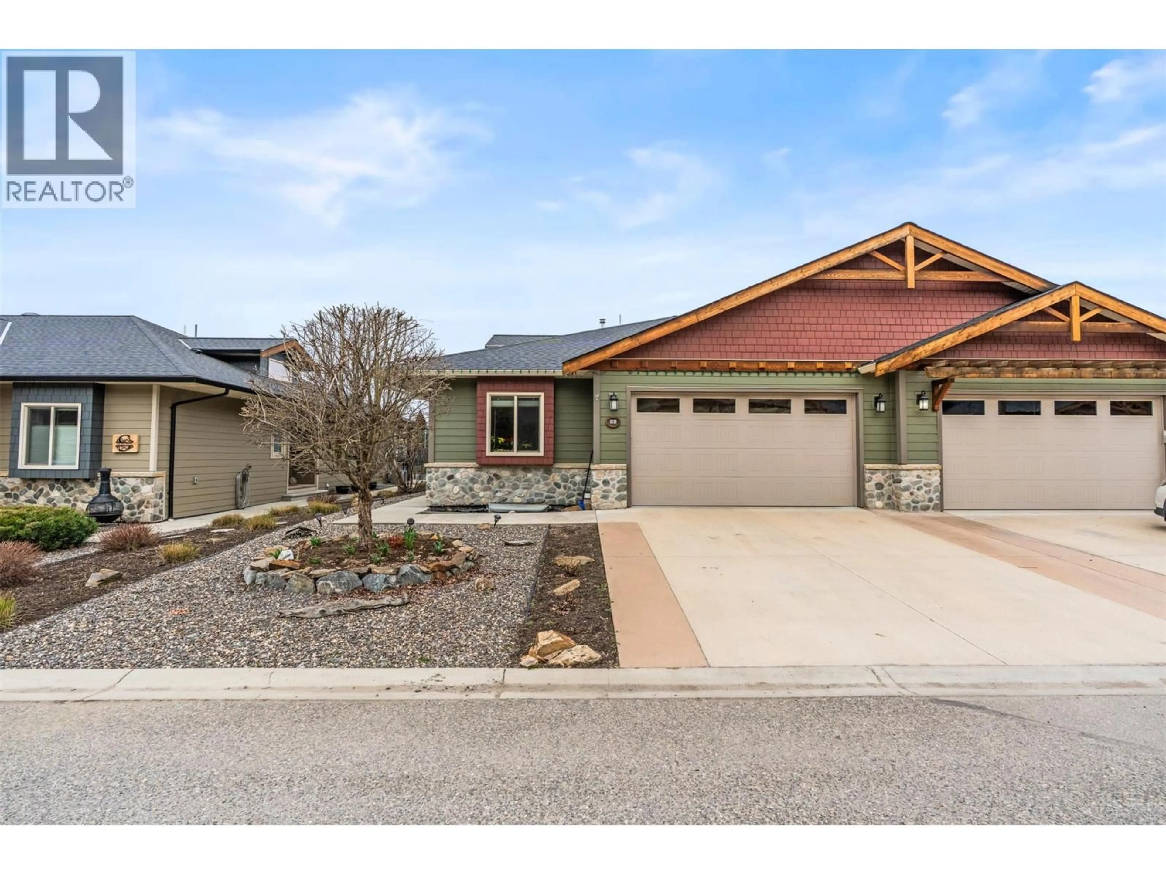 Unknown for 32 - 2444 YORK AVENUE, Armstrong British Columbia V4Y0Y3