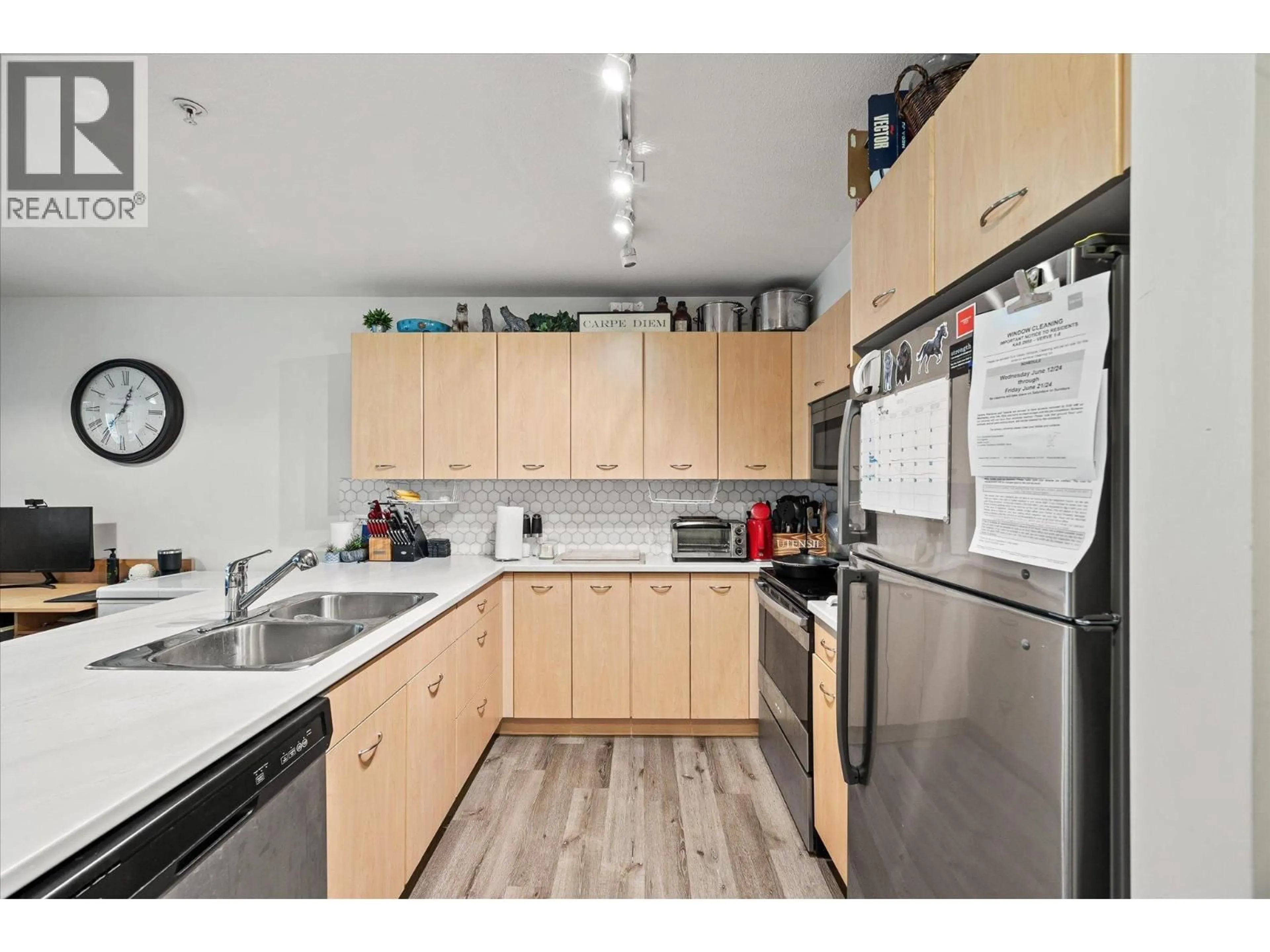 Standard kitchen, wood/laminate floor for 215 - 539 YATES ROAD, Kelowna British Columbia V1V2T8