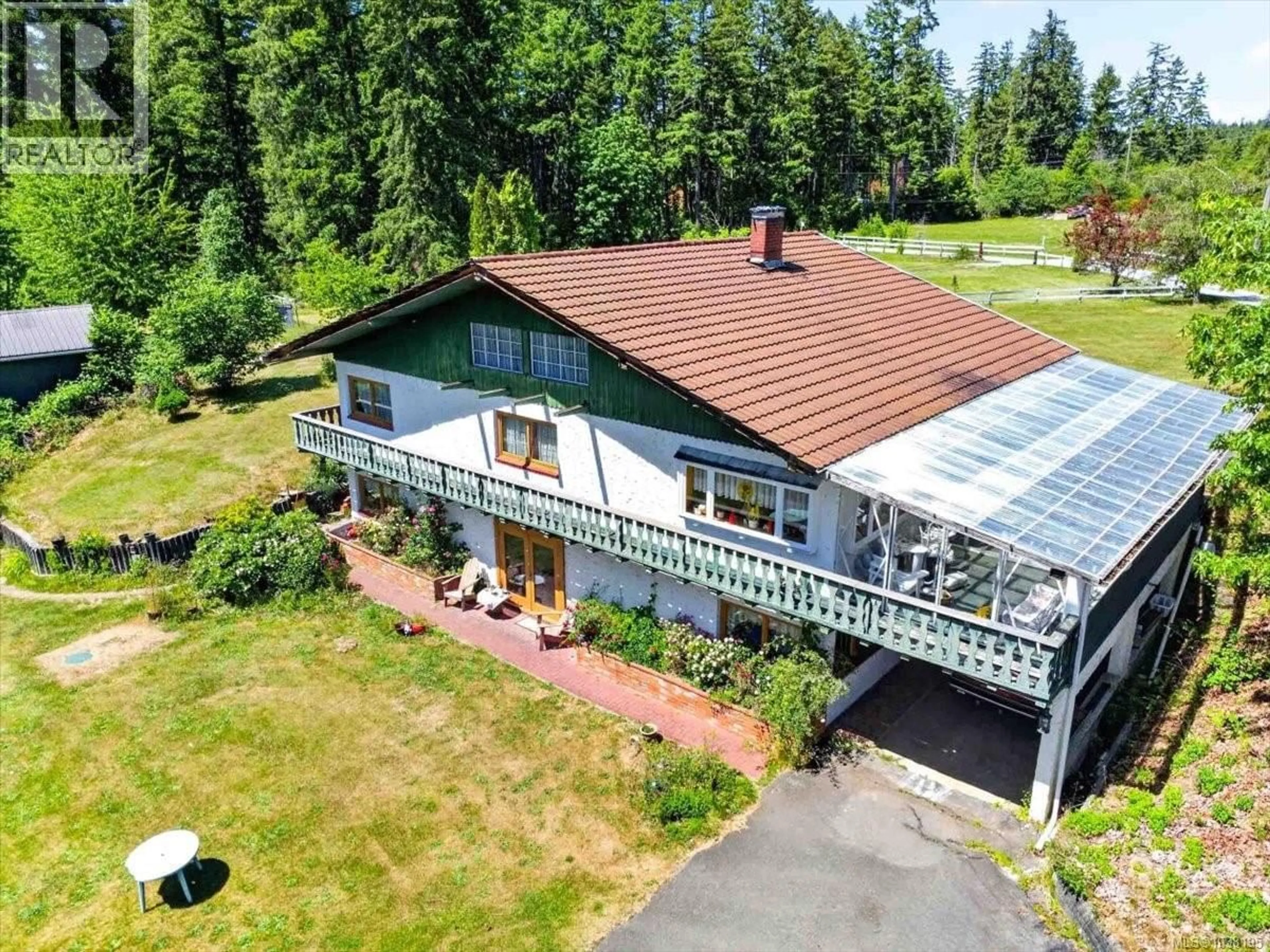 A pic from outside/outdoor area/front of a property/back of a property/a pic from drone, unknown for 7251 THOMPSON ROAD, Port Alberni British Columbia V9Y8M3