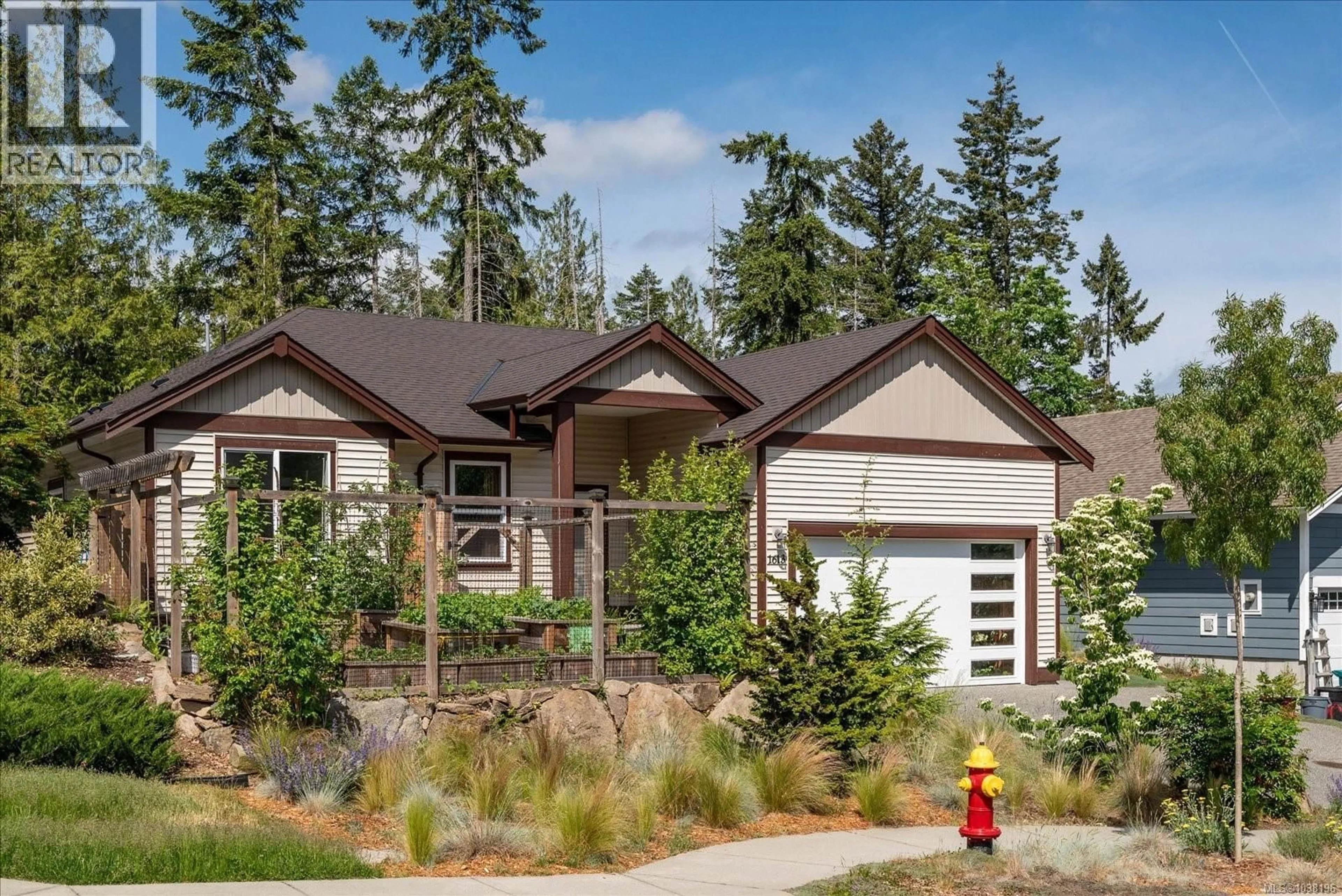 Home with brick exterior material, unknown for 1613 ROBERTA ROAD SOUTH, Nanaimo British Columbia V9X0B6