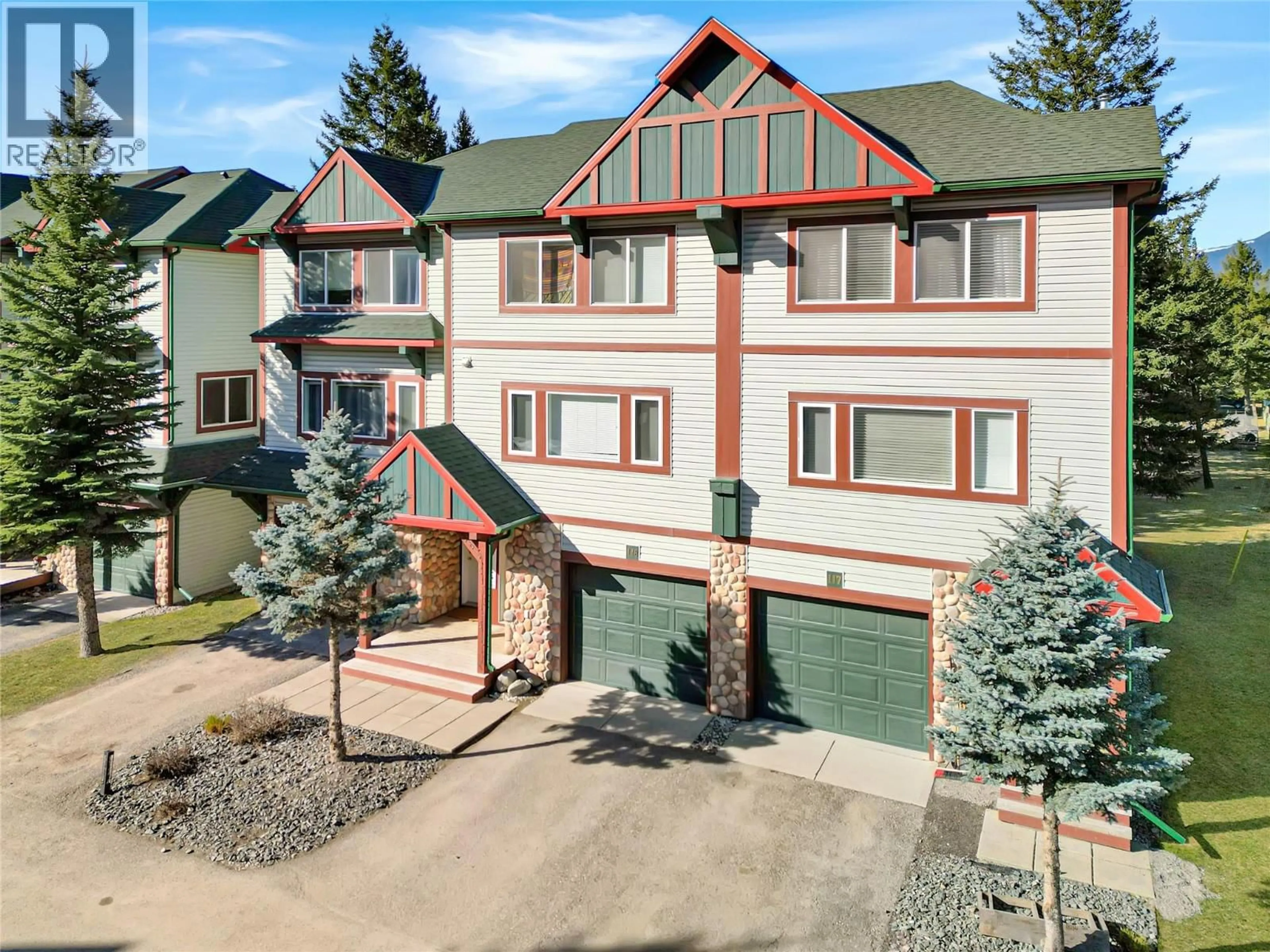 A pic from outside/outdoor area/front of a property/back of a property/a pic from drone, unknown for 119 - 4835 RADIUM BOULEVARD, Radium Hot Springs British Columbia V0A1M0