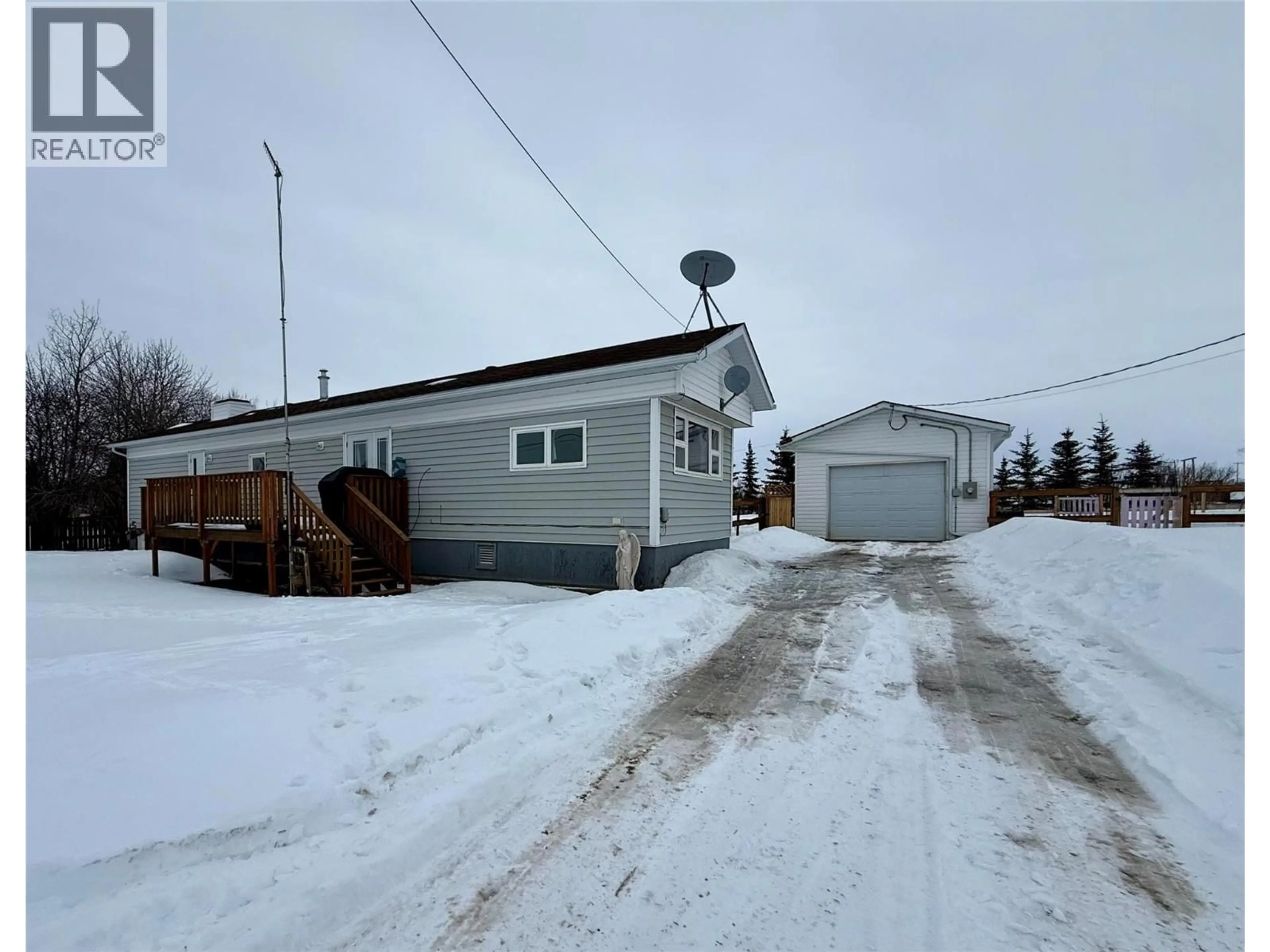 Shed for 608 406 AVENUE, Rolla British Columbia V0C2G0