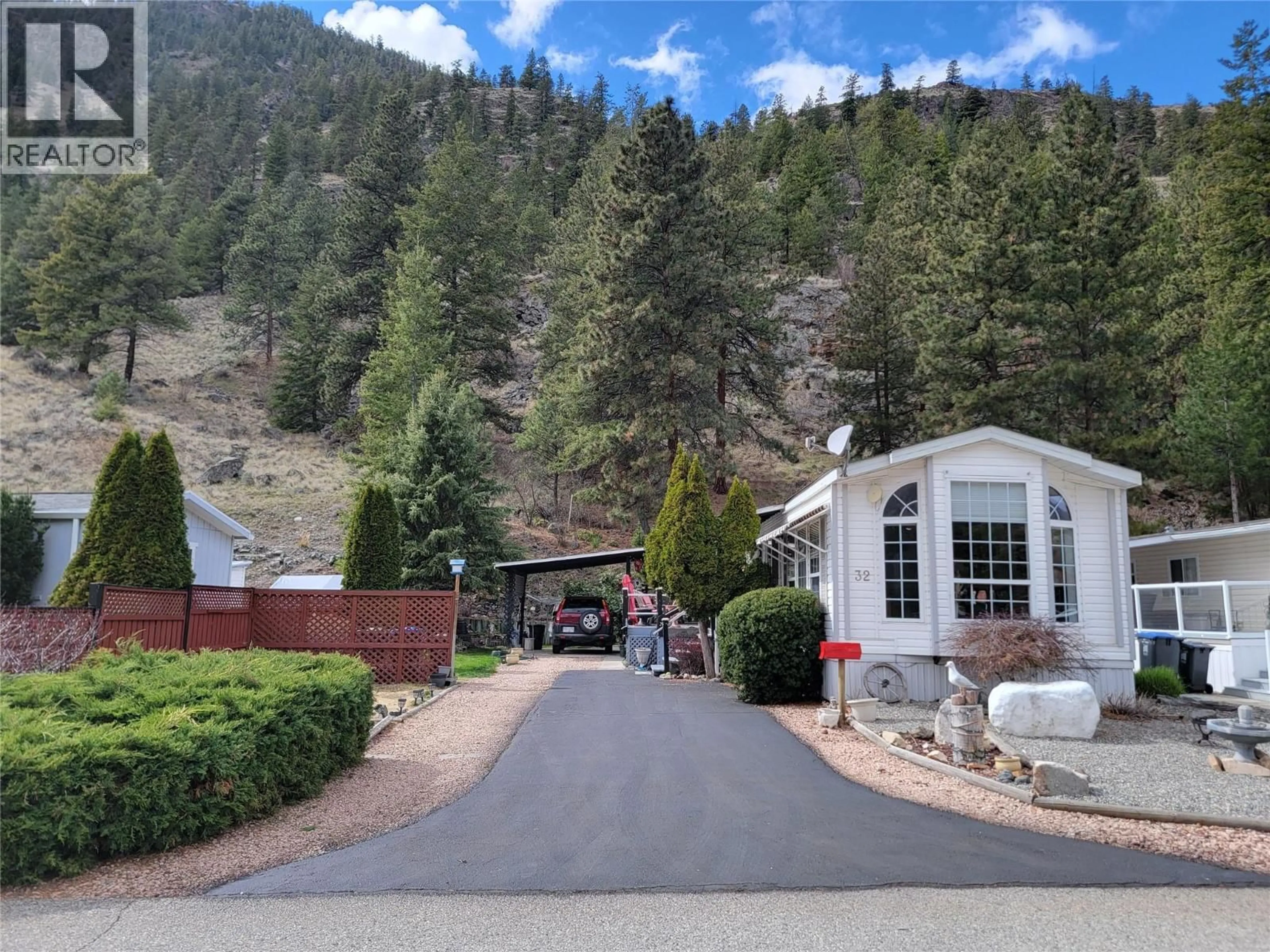 Unknown for 32 - 1292 HIGHWAY 3A OTHER, Keremeos British Columbia V0X1N4