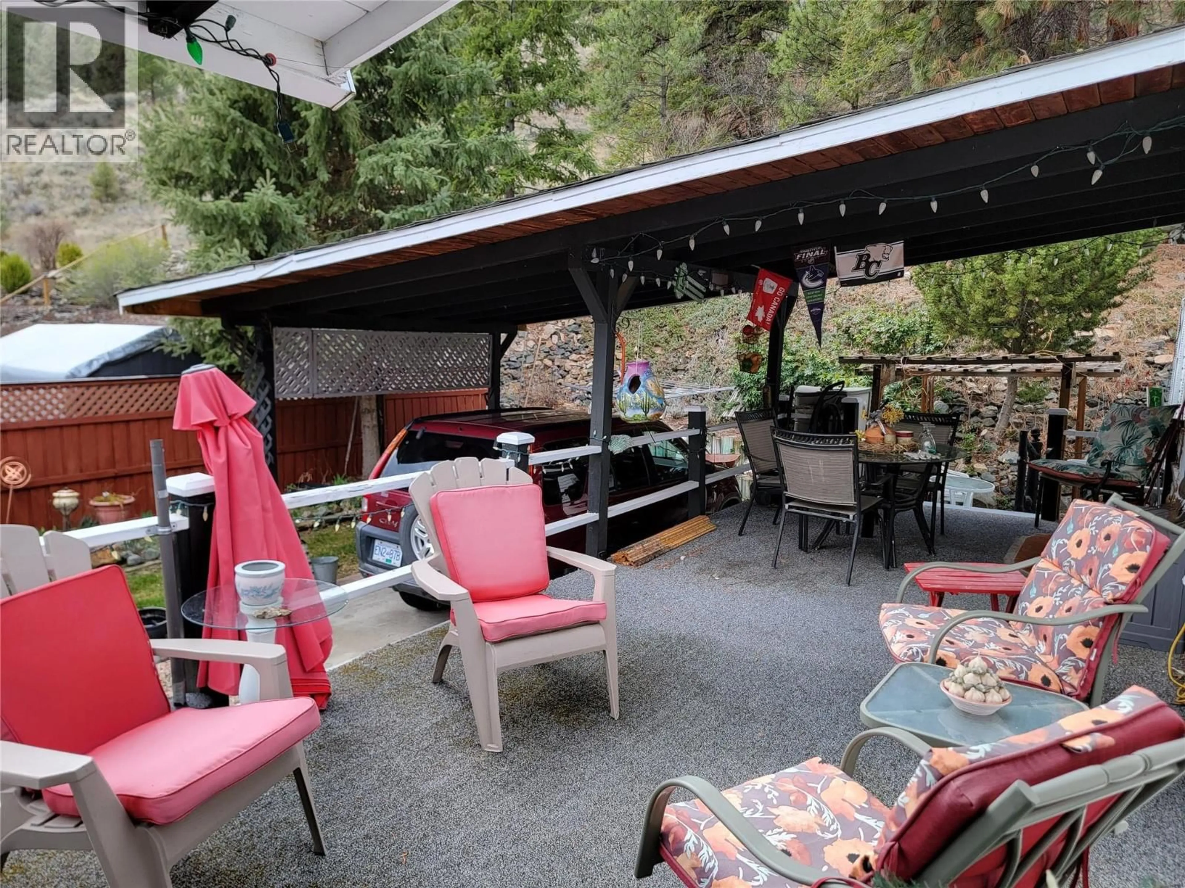 Patio, unknown for 32 - 1292 HIGHWAY 3A OTHER, Keremeos British Columbia V0X1N4