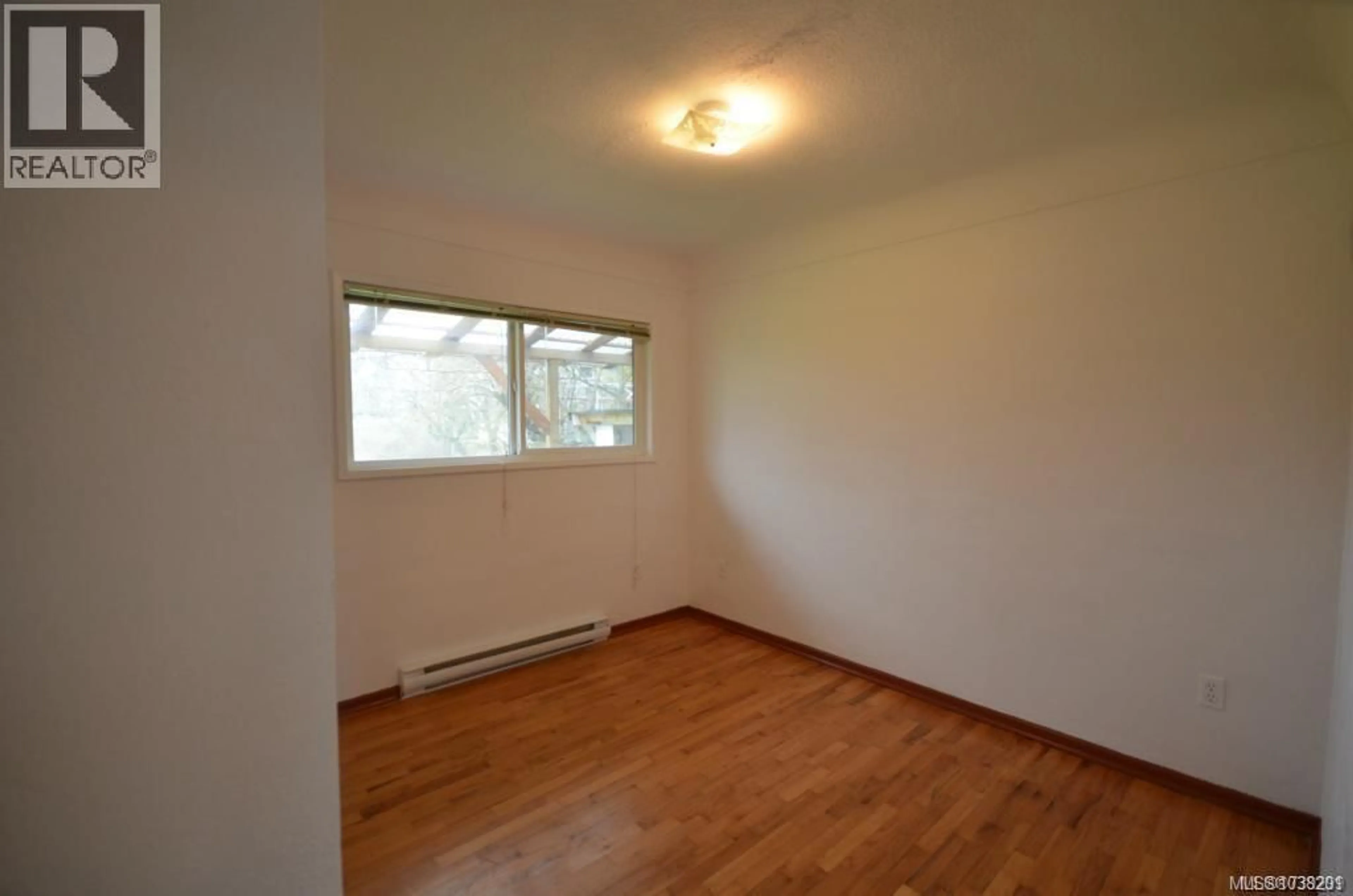 A pic of a room for 450-452 CRAIGFLOWER ROAD, Victoria British Columbia V9A2V8