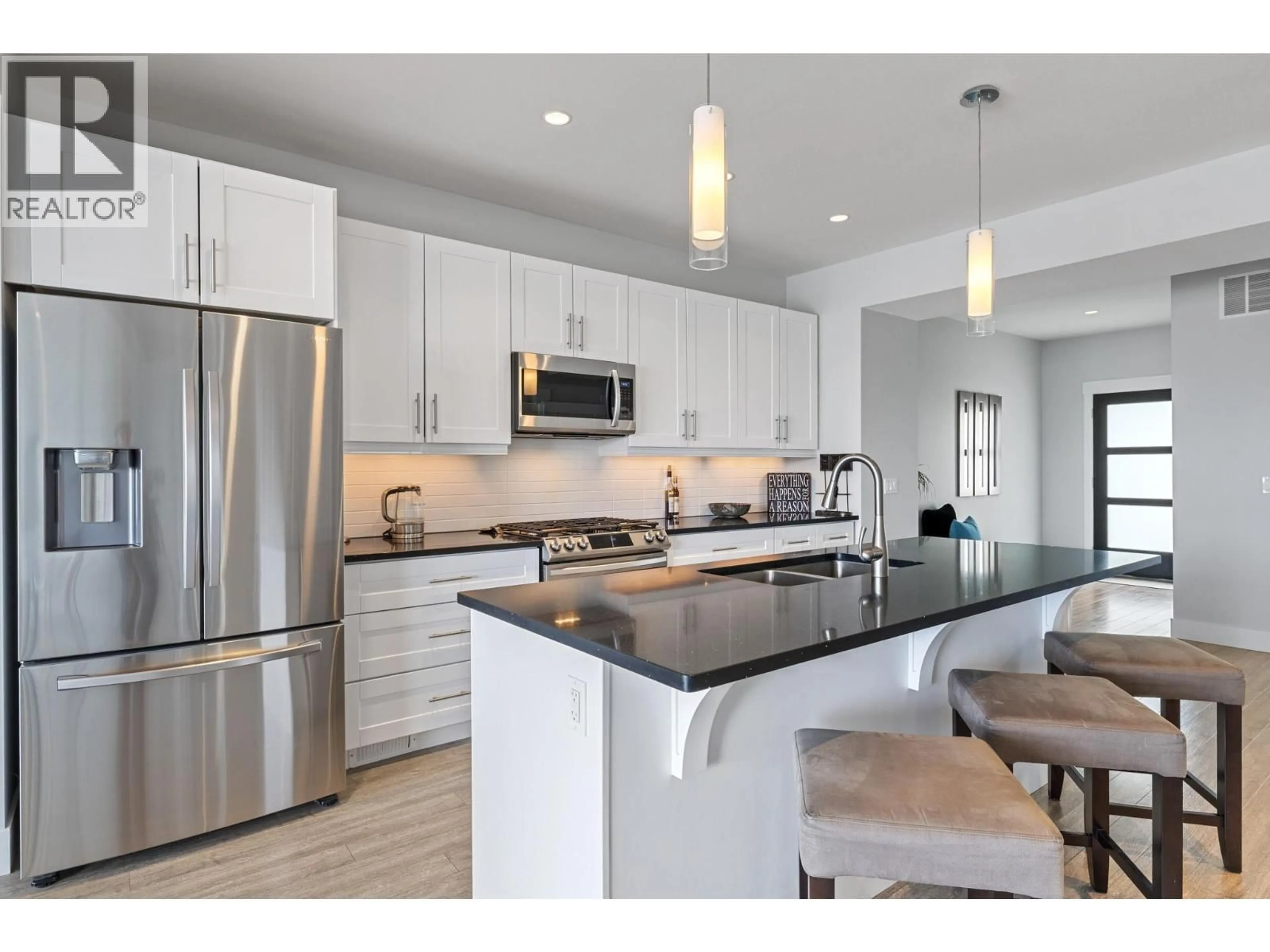 Open concept kitchen, unknown for 1260 SNOWBERRY AVENUE, Kelowna British Columbia V1W5K7