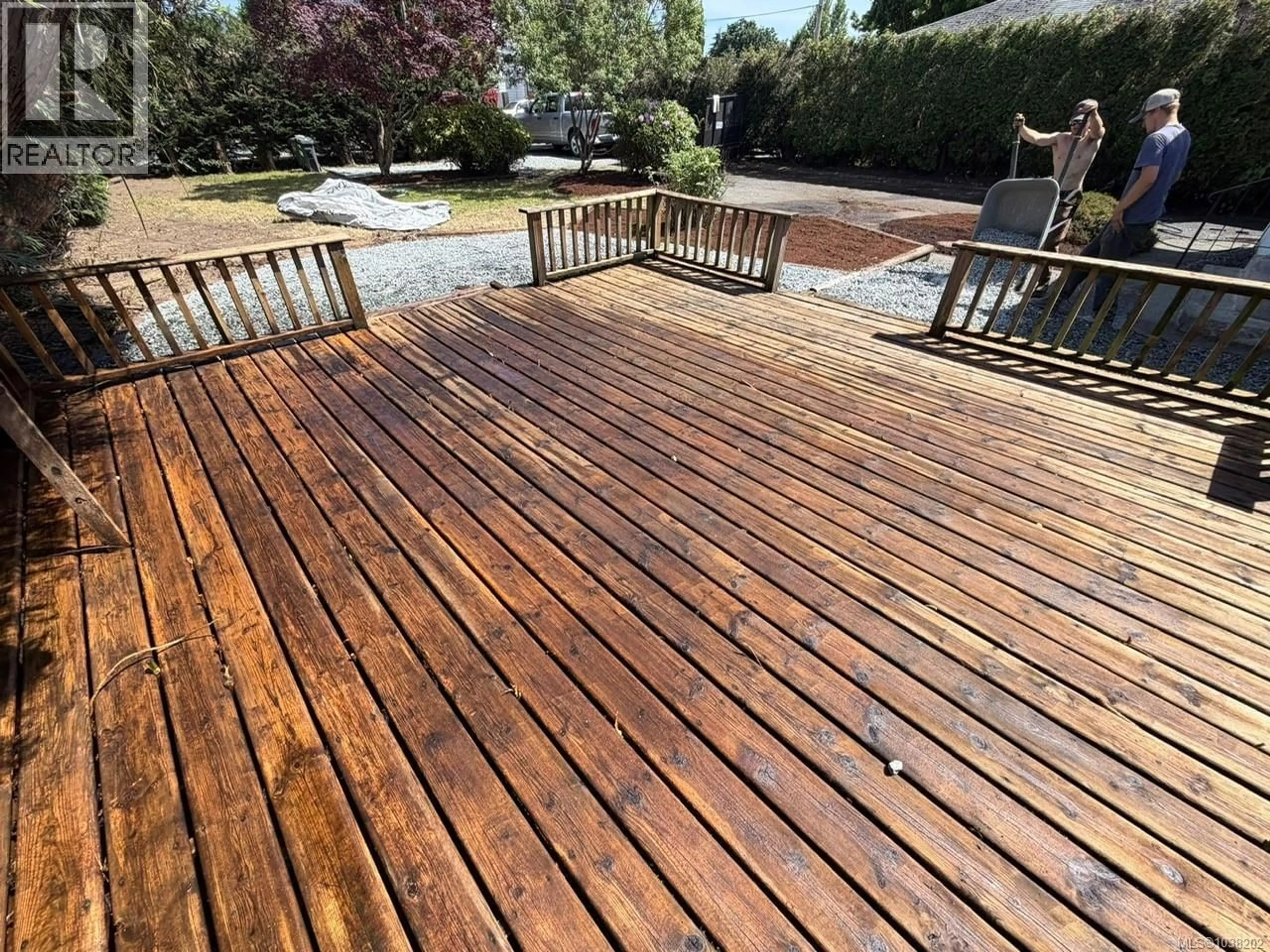 Patio, street for 5810 ALDERLEA STREET, Duncan British Columbia V0R1R0