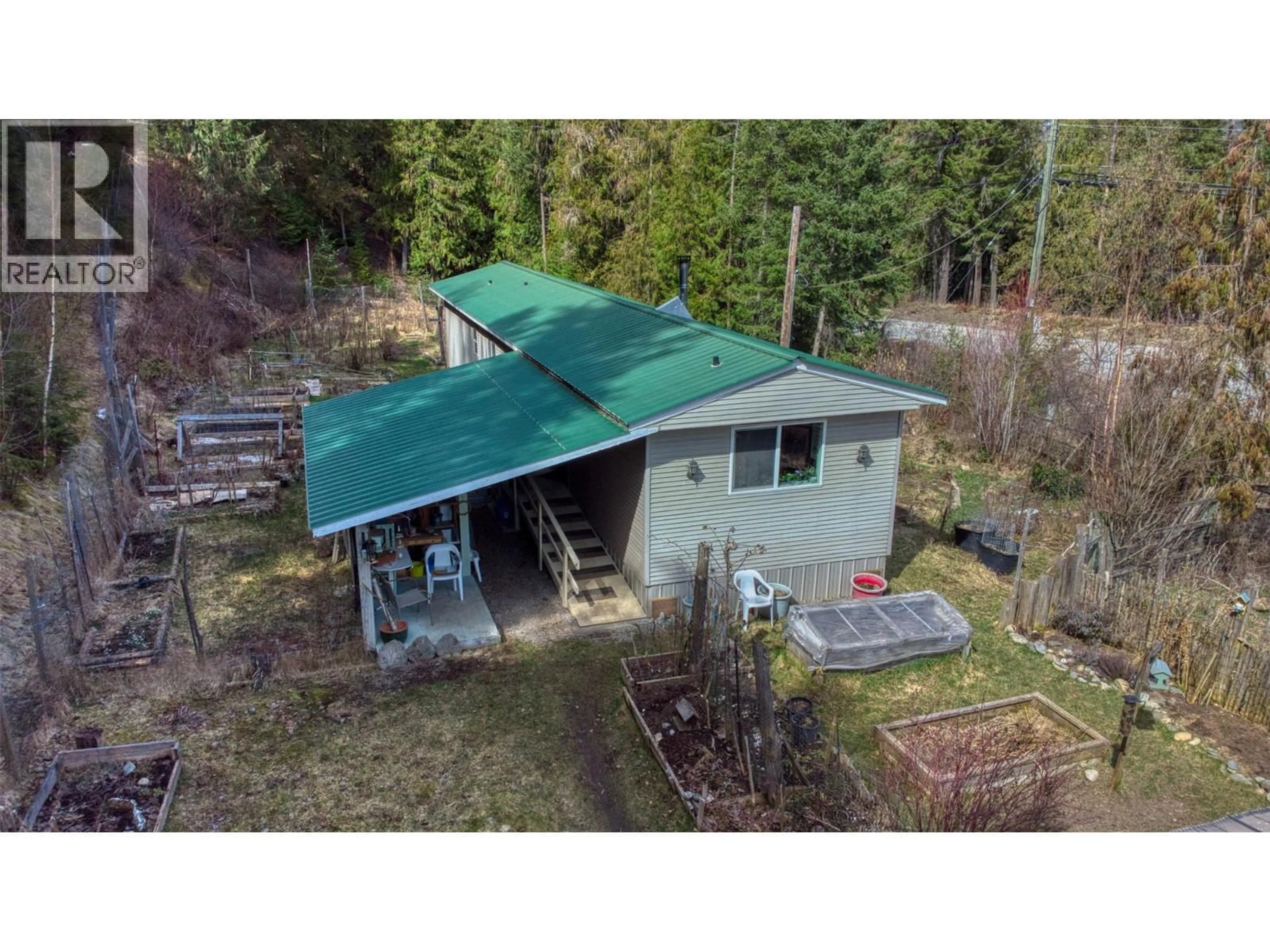 A pic from outside/outdoor area/front of a property/back of a property/a pic from drone, building for 150 NORTH FORK ROAD, Cherryville British Columbia V0E2G0