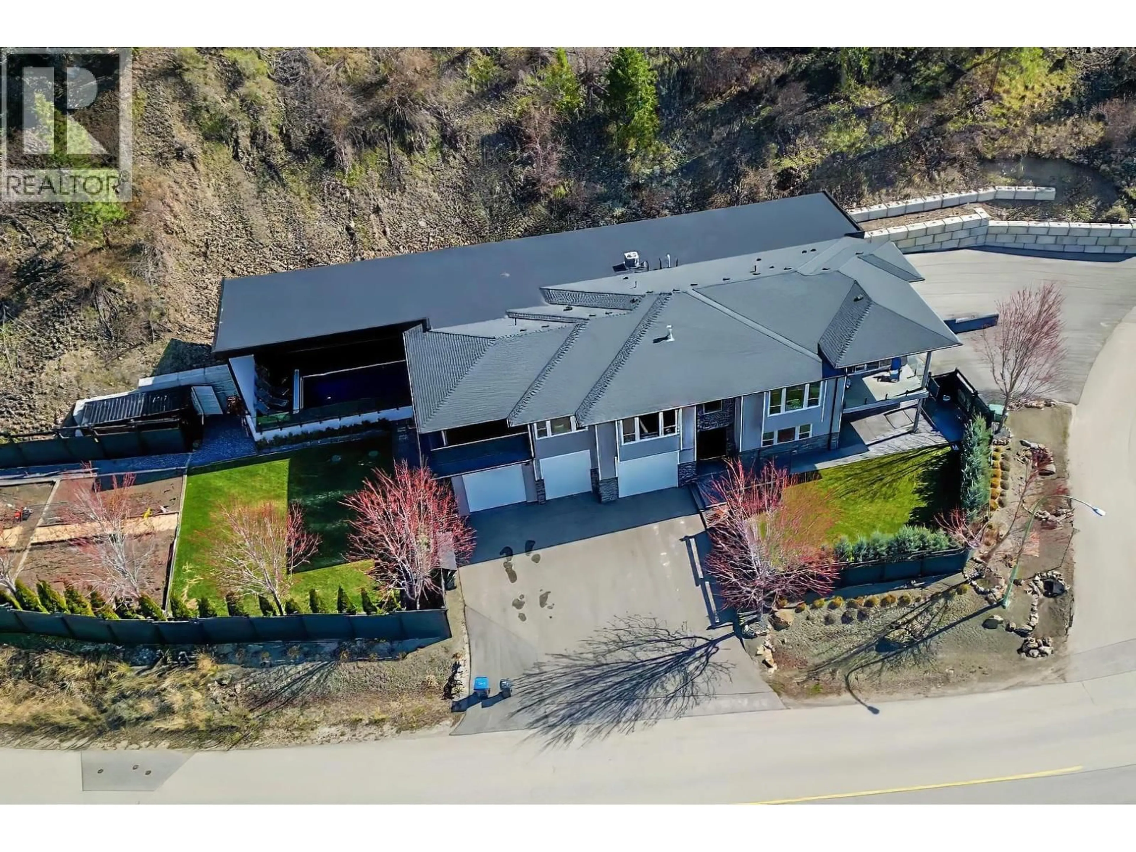 A pic from outside/outdoor area/front of a property/back of a property/a pic from drone, street for 2875 SHAYLER ROAD, Kelowna British Columbia V1V2R1