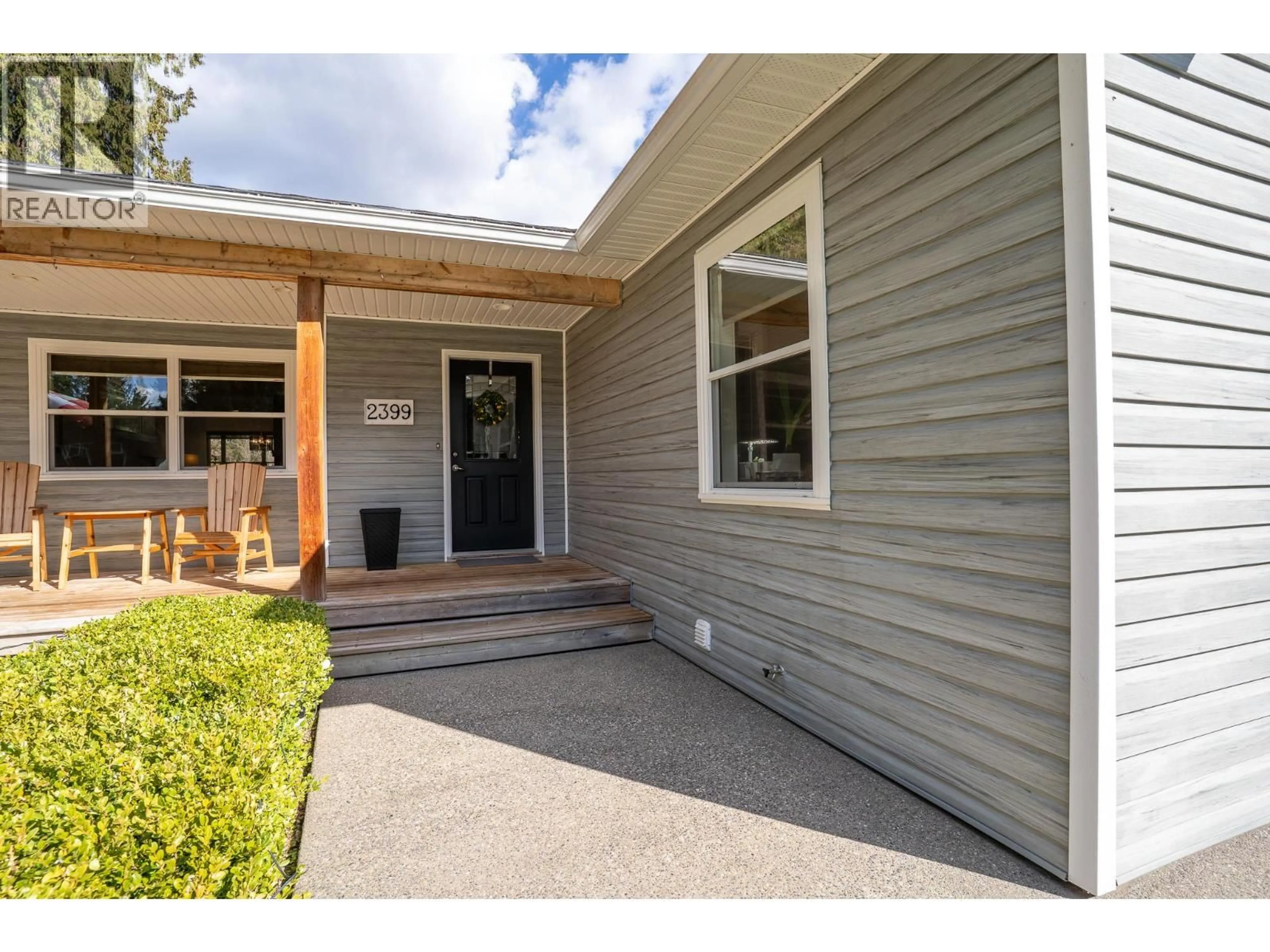 Unknown for 2399 HILLEN CRESCENT, Magna Bay British Columbia V0E1M7