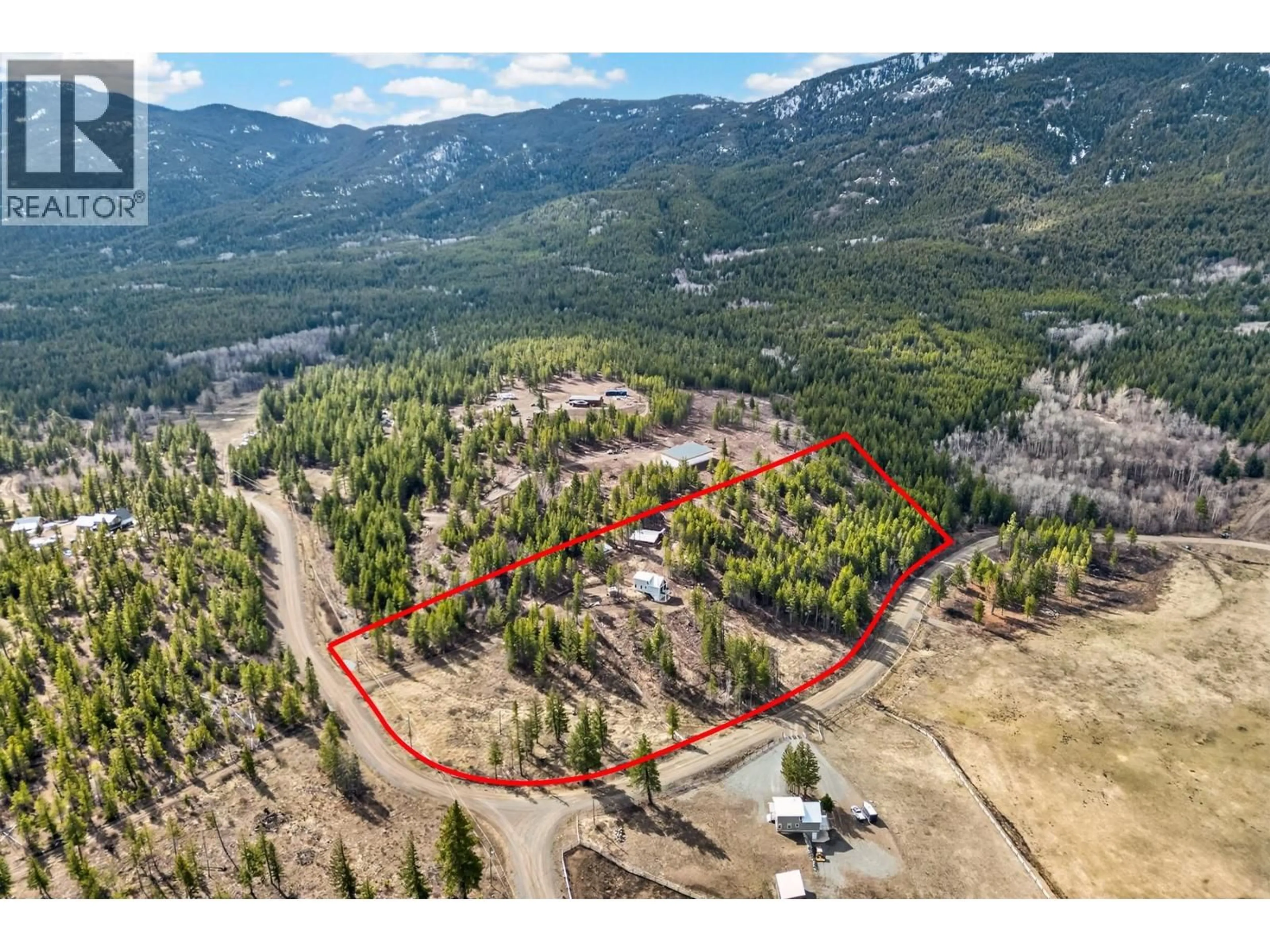 A pic from outside/outdoor area/front of a property/back of a property/a pic from drone, mountain view for 1511 COVERT PLACE, Merritt British Columbia V1K1B8
