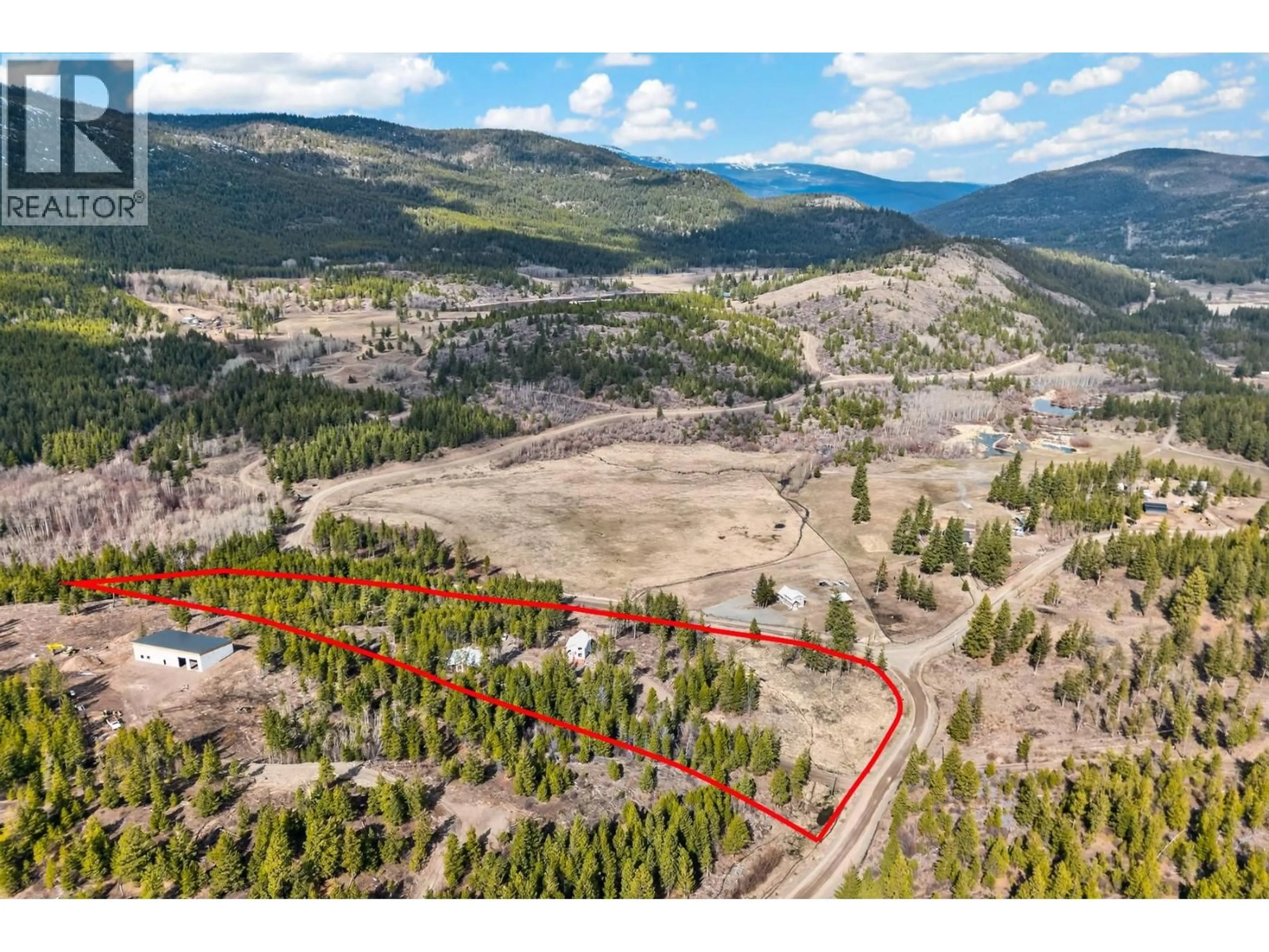 A pic from outside/outdoor area/front of a property/back of a property/a pic from drone, unknown for 1511 COVERT PLACE, Merritt British Columbia V1K1B8