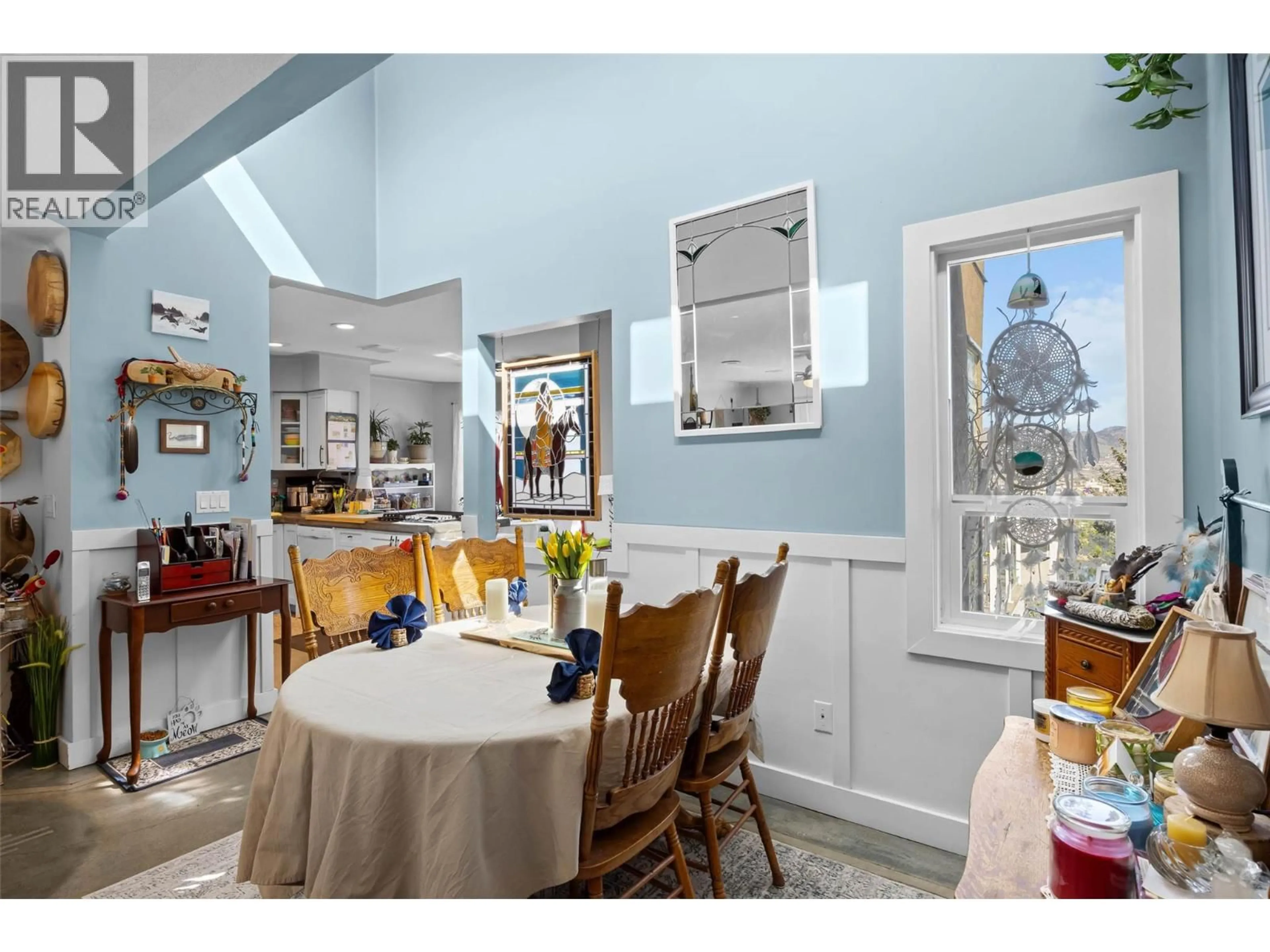 Dining room, ceramic/tile floor for 707 CHAPARRAL PLACE, Kamloops British Columbia V2C5Y3