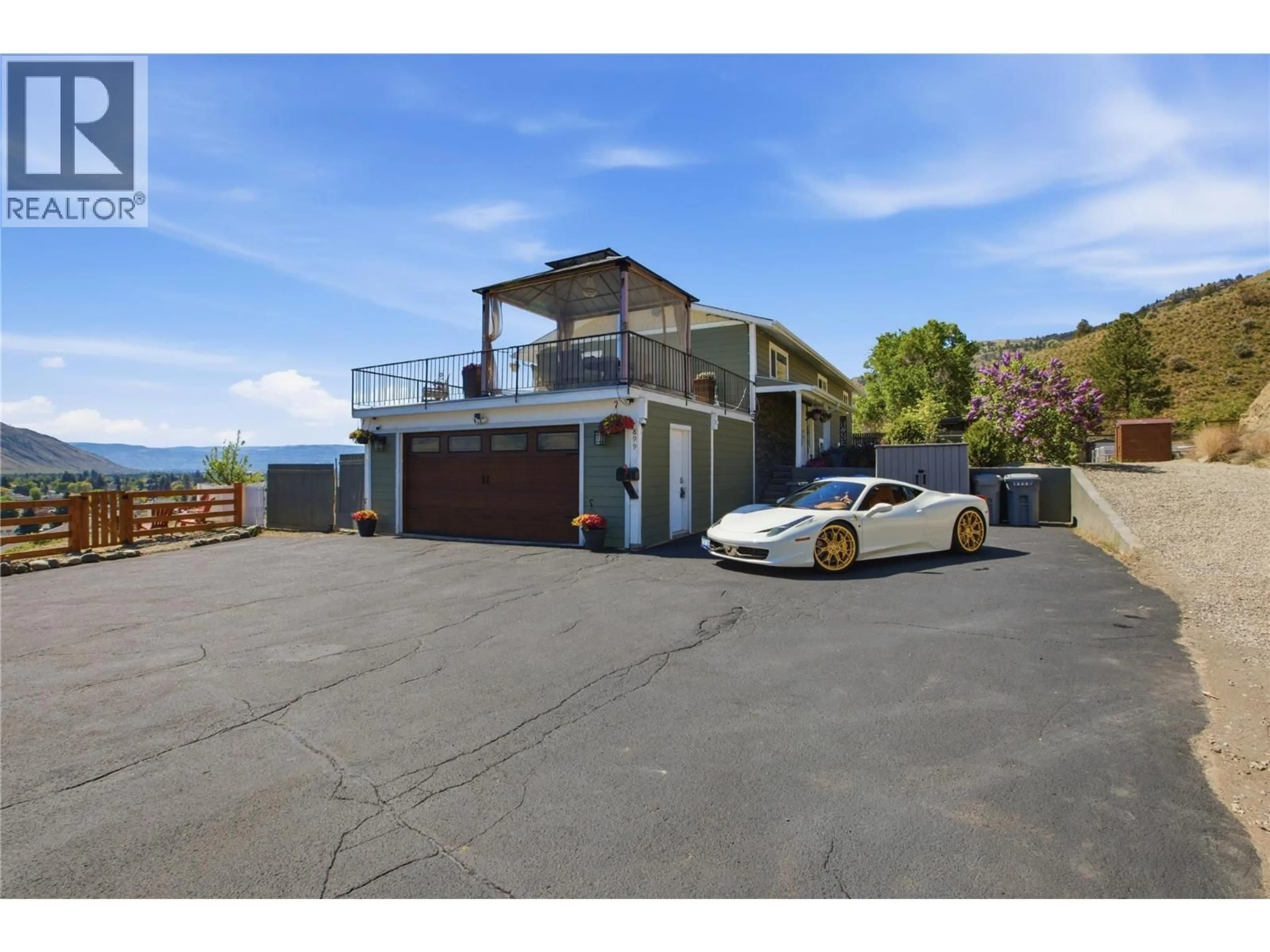 Indoor garage for 899 IDA LANE, Kamloops British Columbia V2B6V2