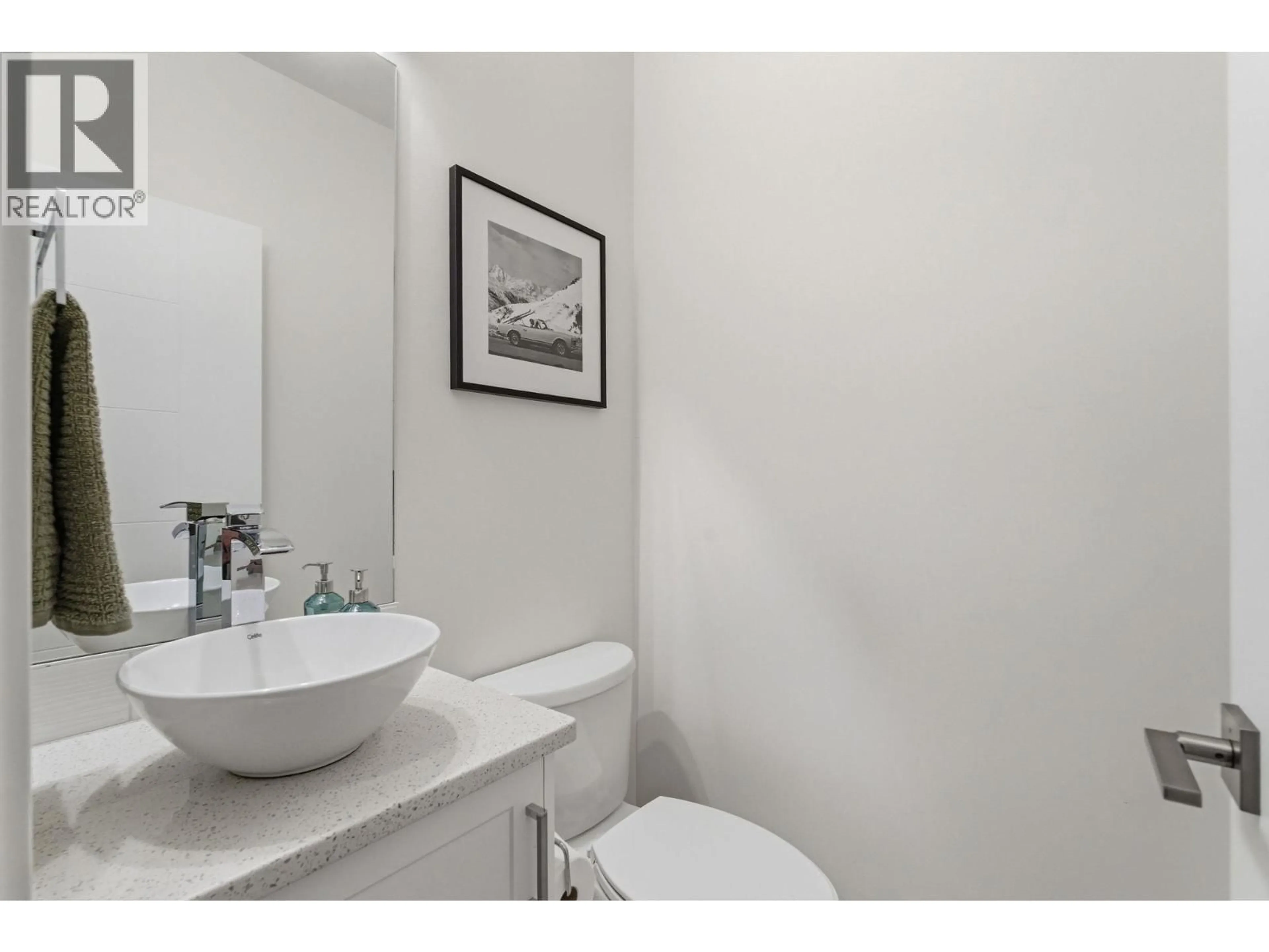Standard bathroom, ceramic/tile floor for 43 - 300 DRYSDALE BOULEVARD, Kelowna British Columbia V1V3E6