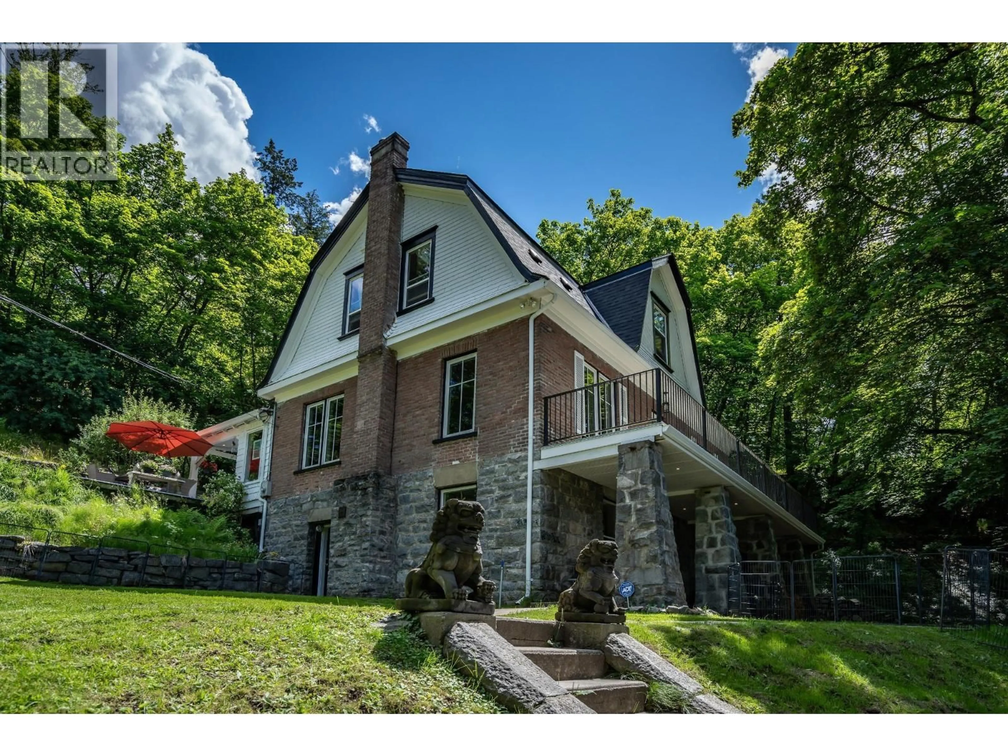 Home with brick exterior material, street for 519 CEDAR STREET, Nelson British Columbia V1L2C2