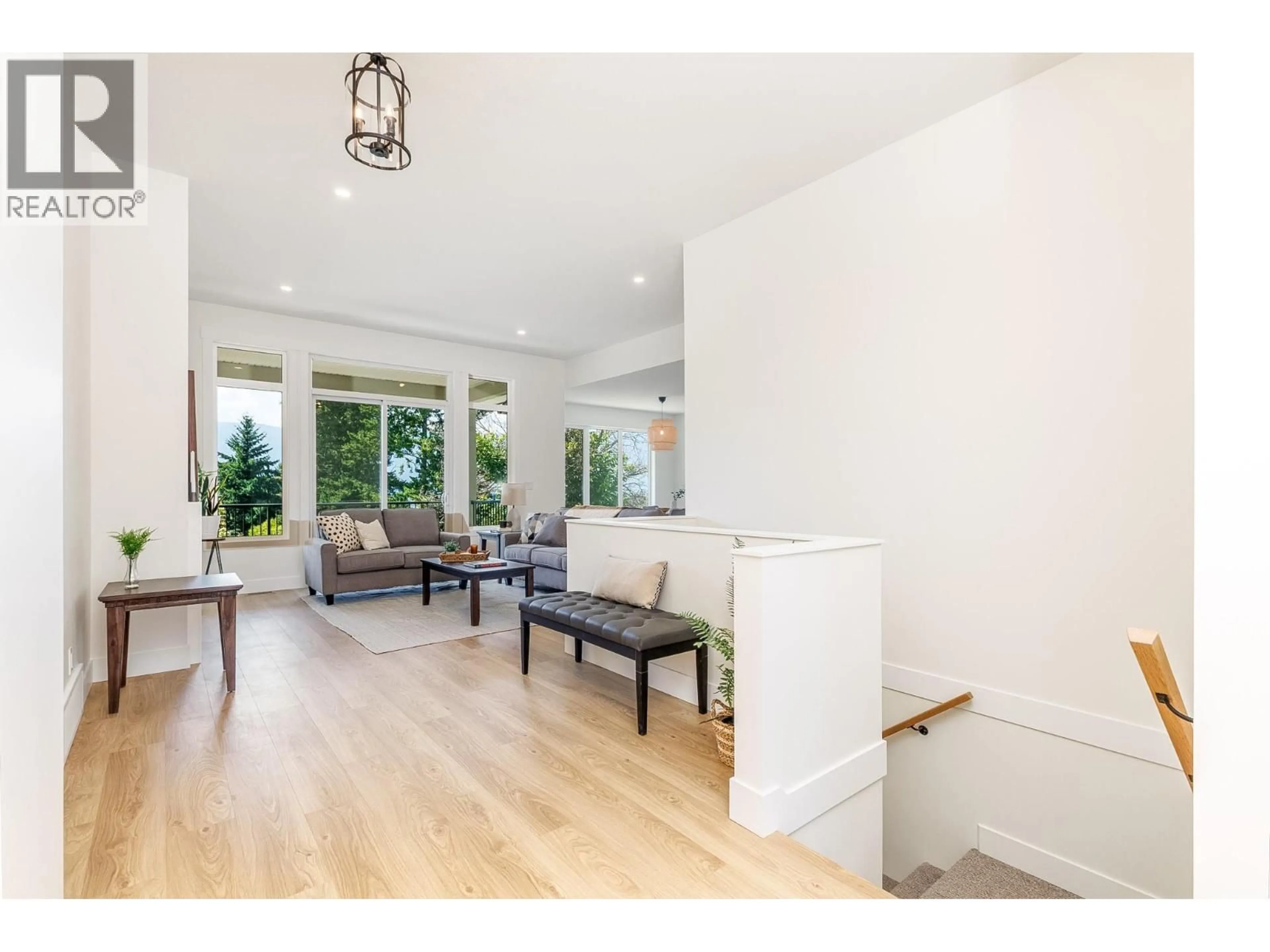 Unknown for 111 20 STREET SOUTHEAST, Salmon Arm British Columbia V1E1T8