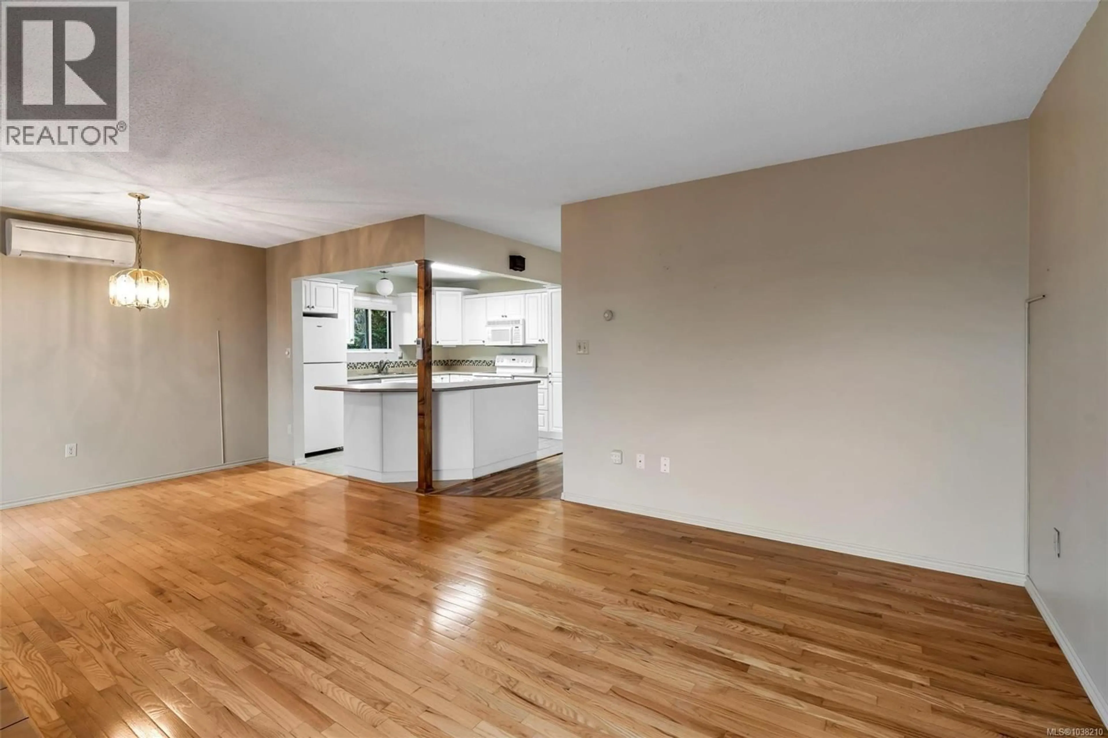 A pic of a room for 1 - 6172 ALINGTON ROAD, Duncan British Columbia V9L2E9