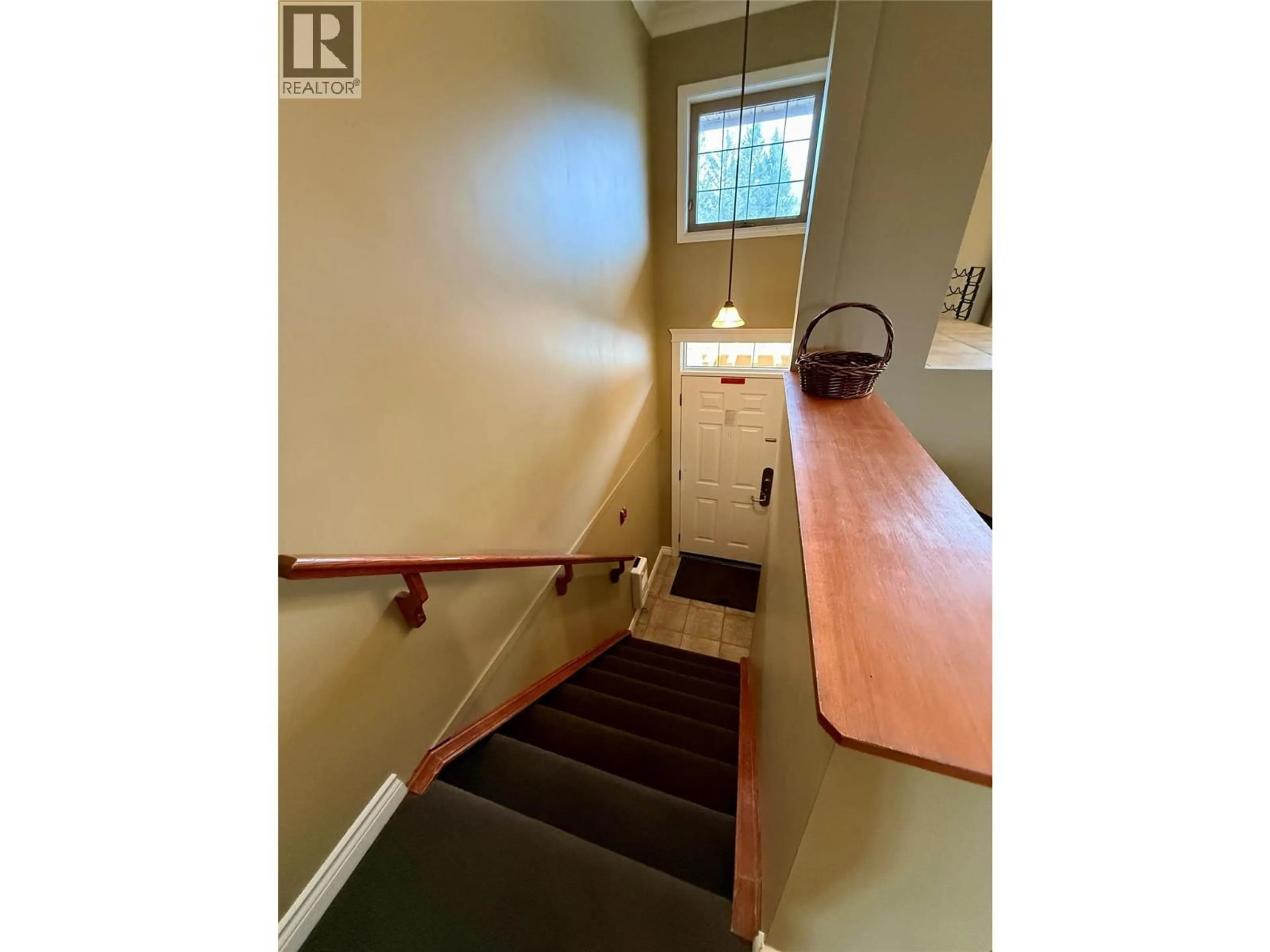 Stairs for 233 - 200 BIGHORN BOULEVARD, Radium Hot Springs British Columbia V0A1M0