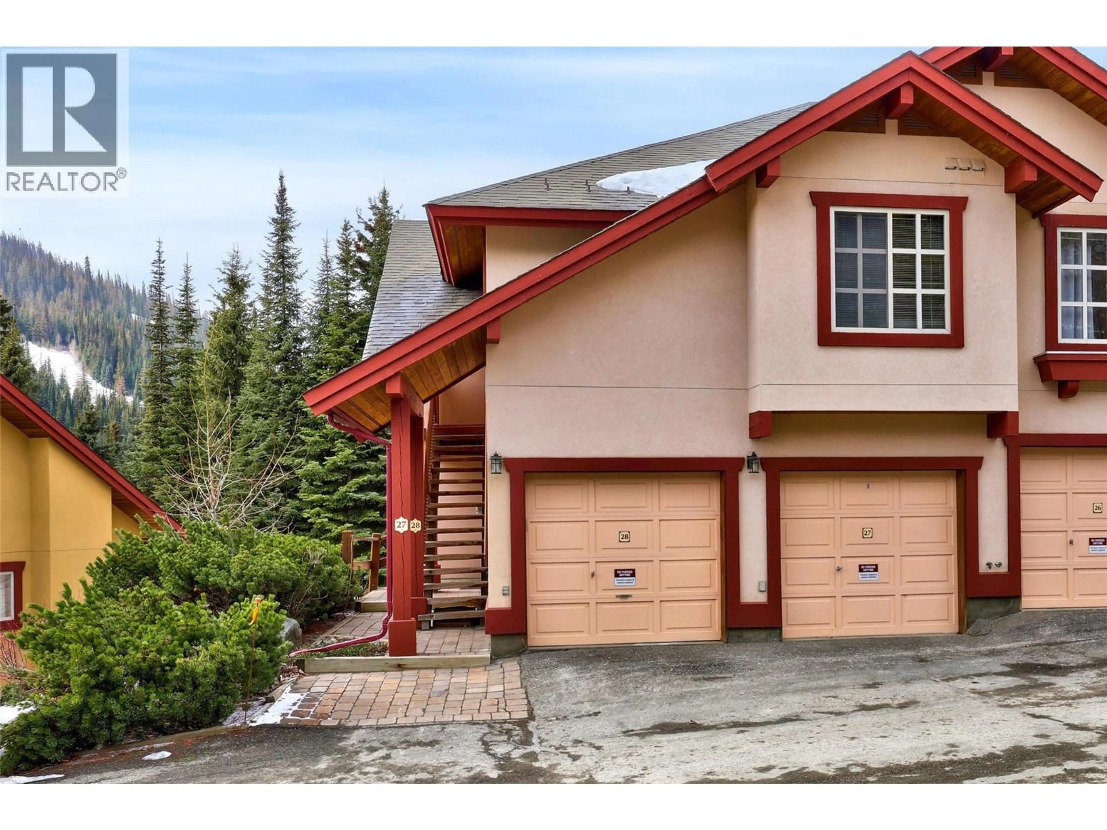 Indoor garage for 27 - 4000 SUNDANCE DRIVE, Sun Peaks British Columbia V0E5N0