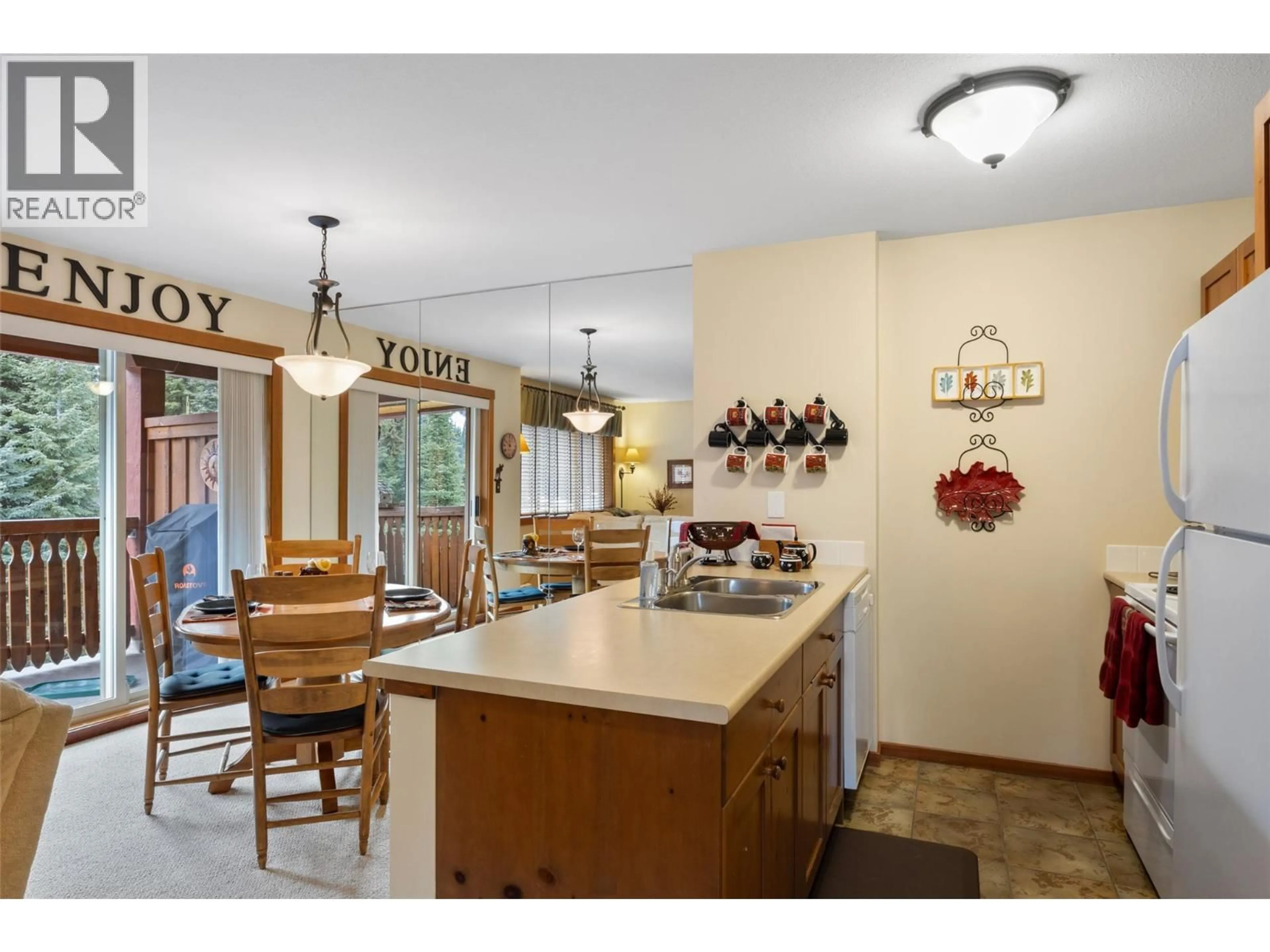 Open concept kitchen, unknown for 27 - 4000 SUNDANCE DRIVE, Sun Peaks British Columbia V0E5N0